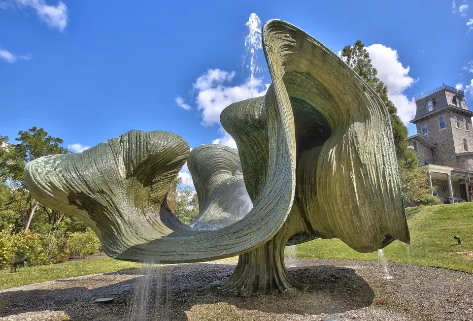 Free Interpretation of Plant Forms