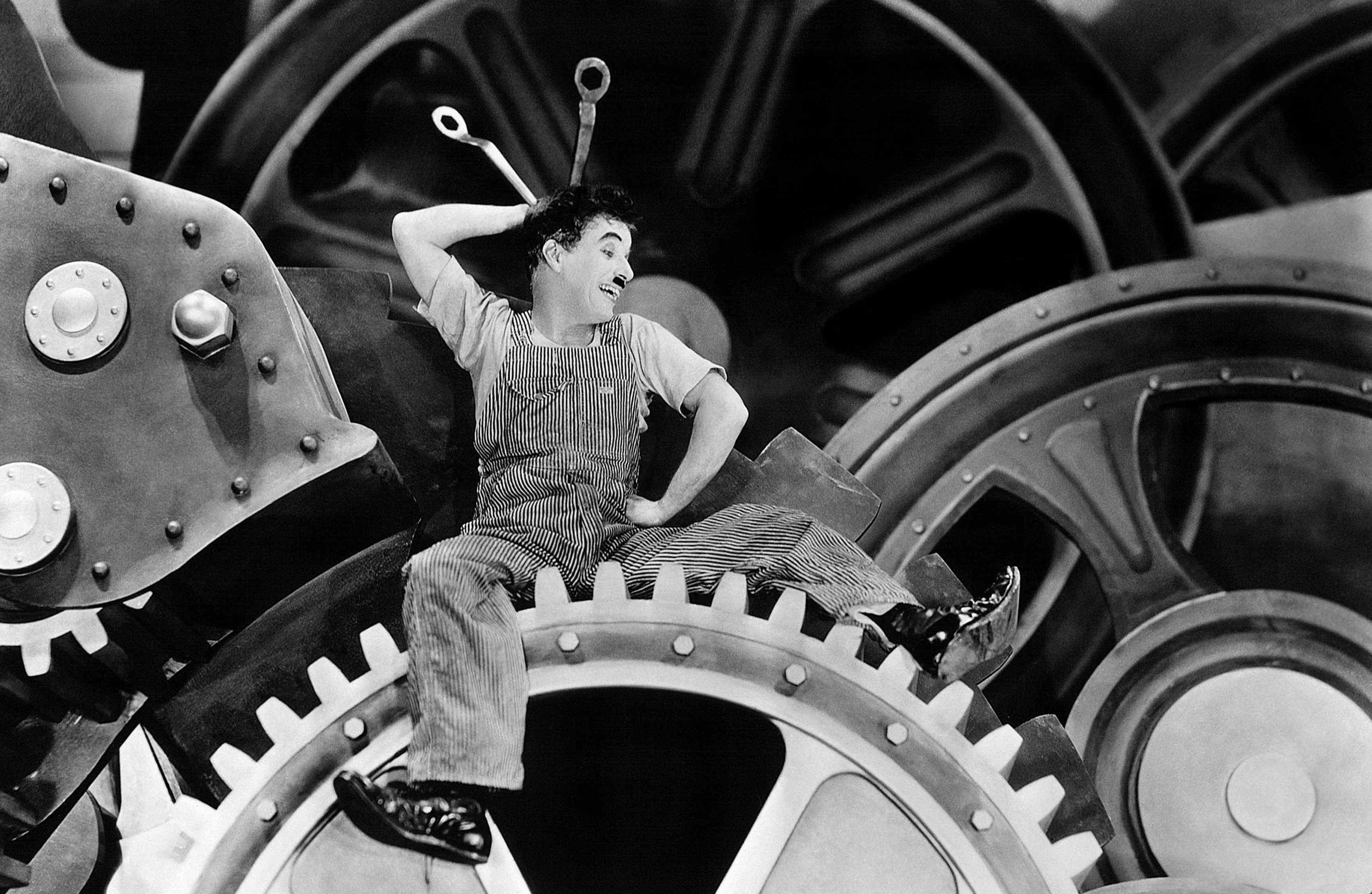 Modern Times (1936 / 87 min)
