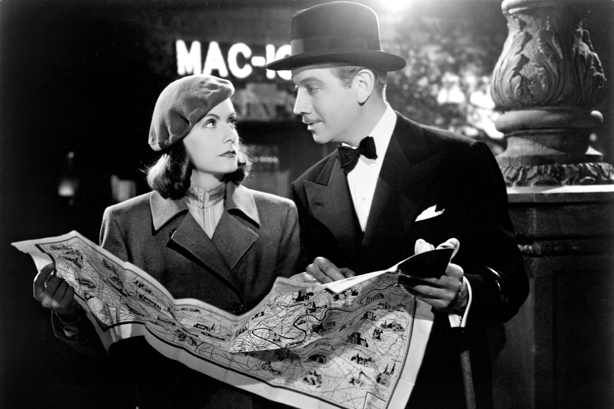  Ninotchka (1939 / 110 min)