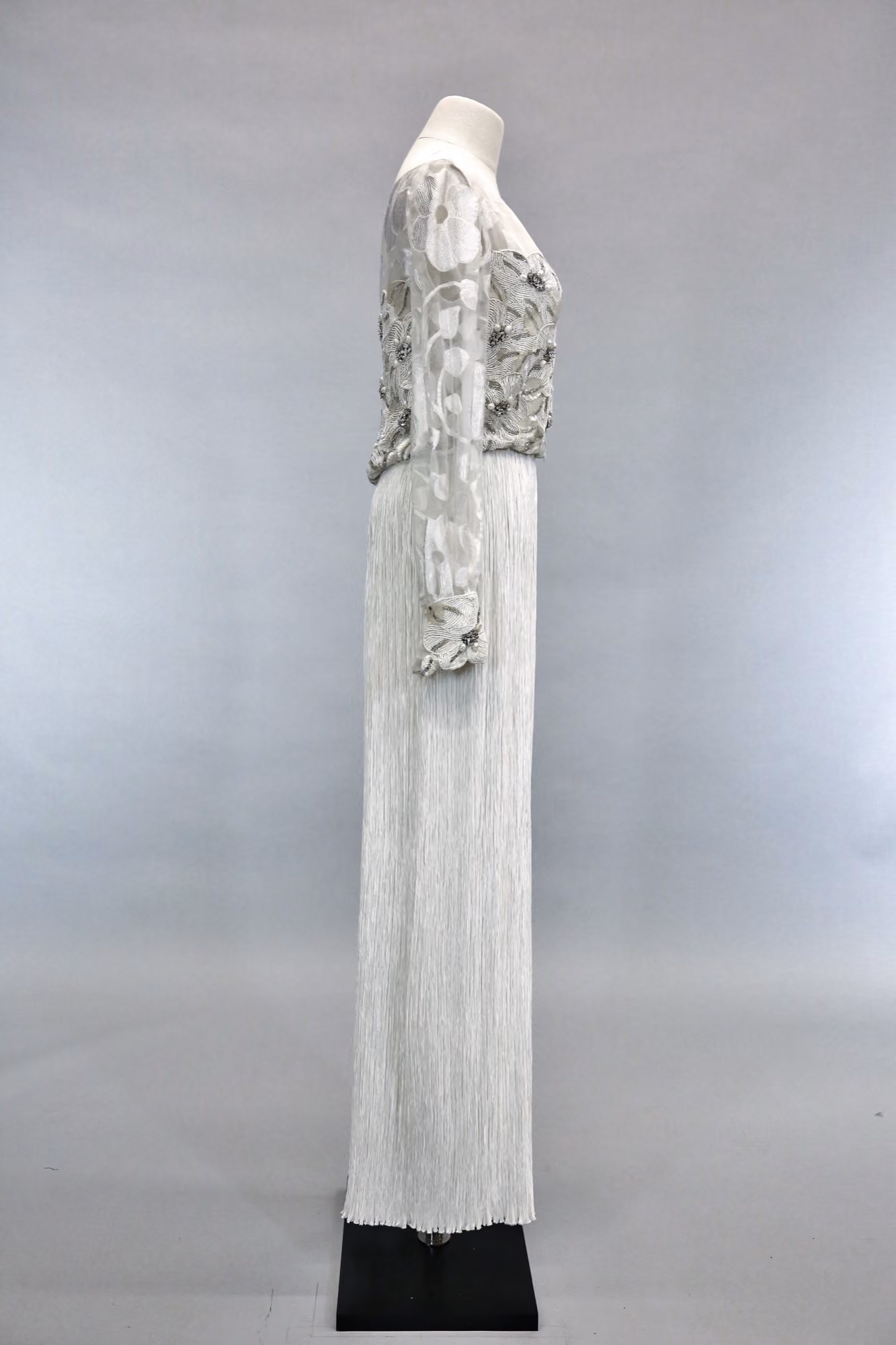 Side image