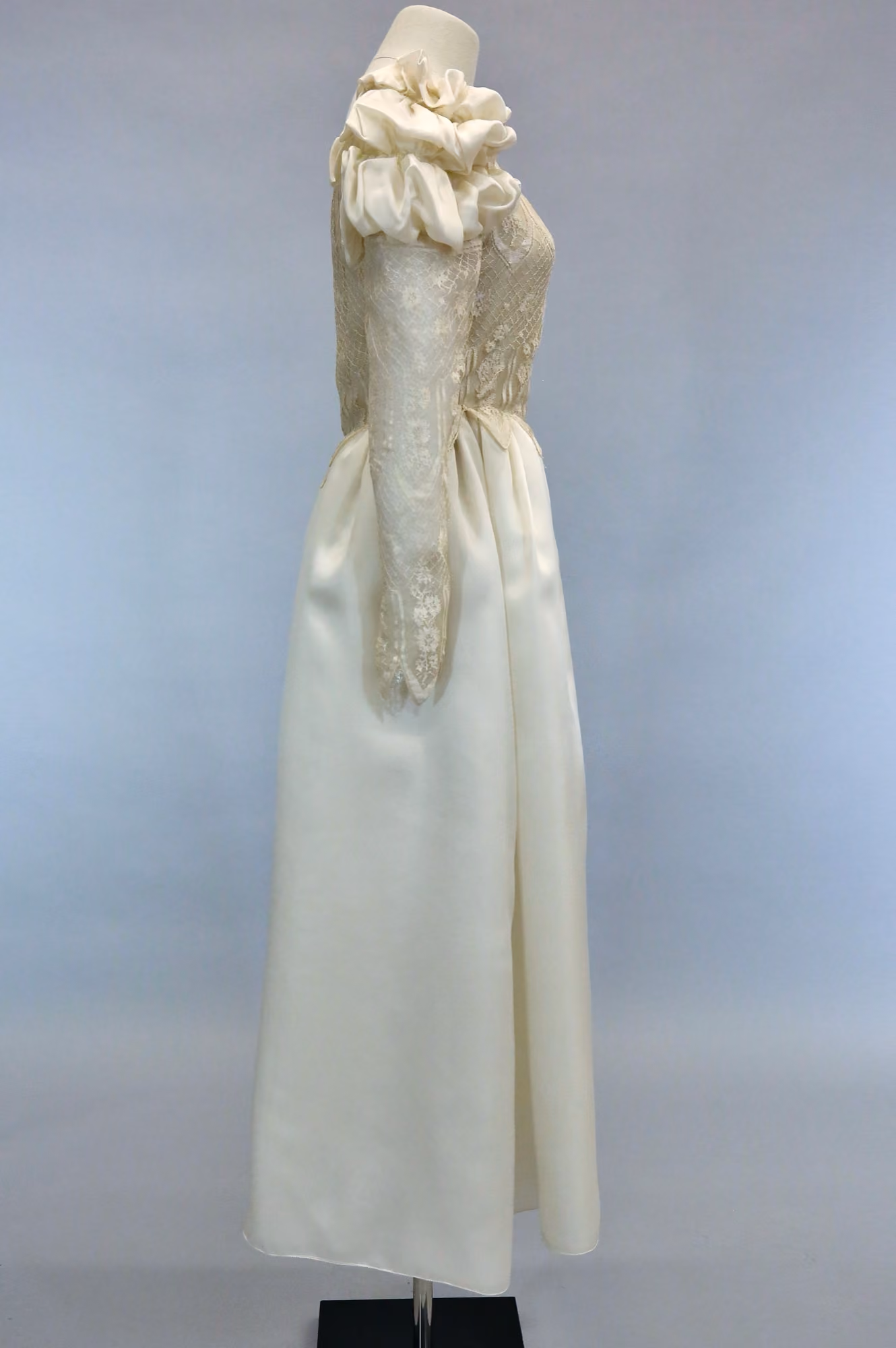 Side image