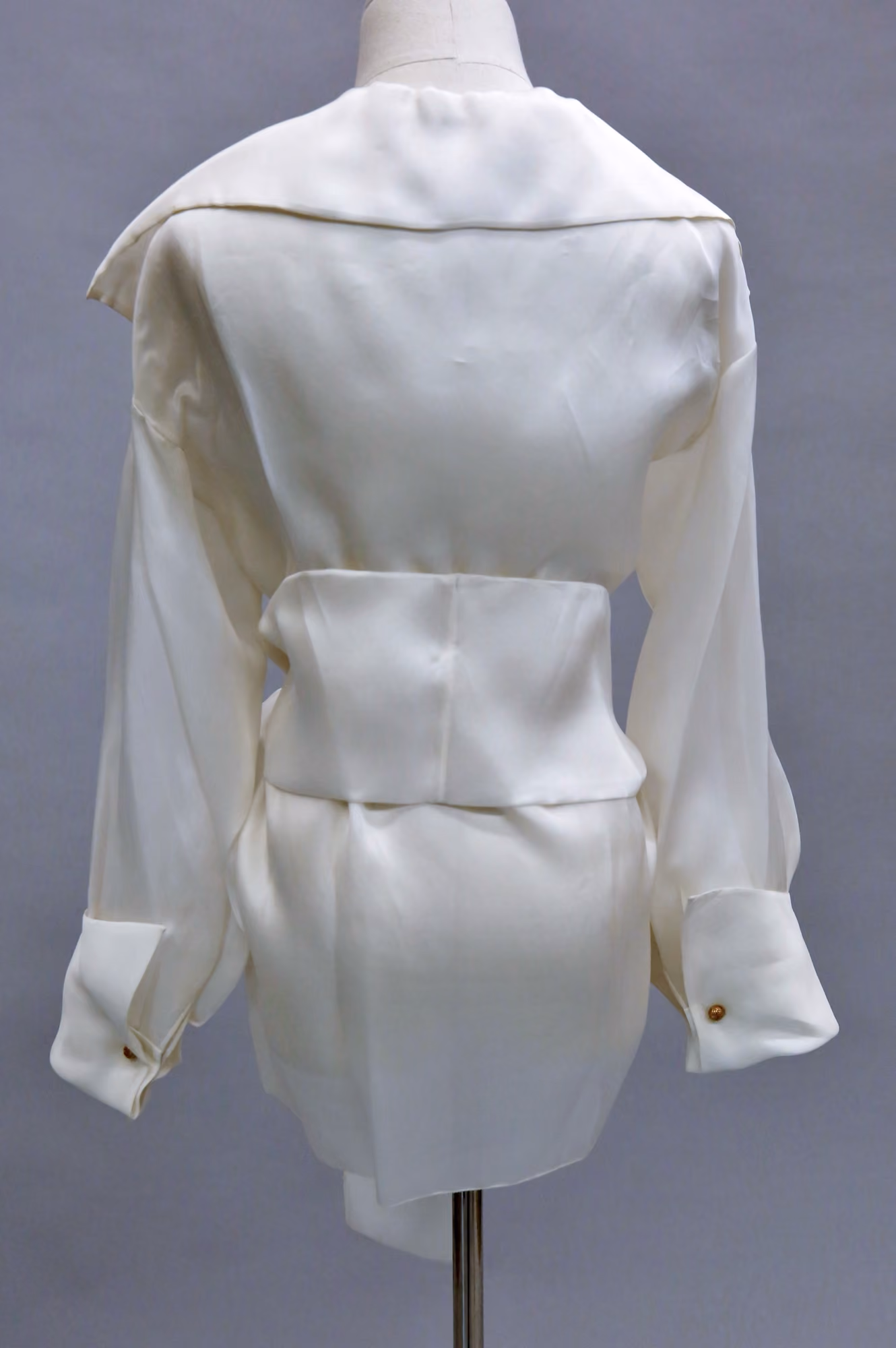 Back image