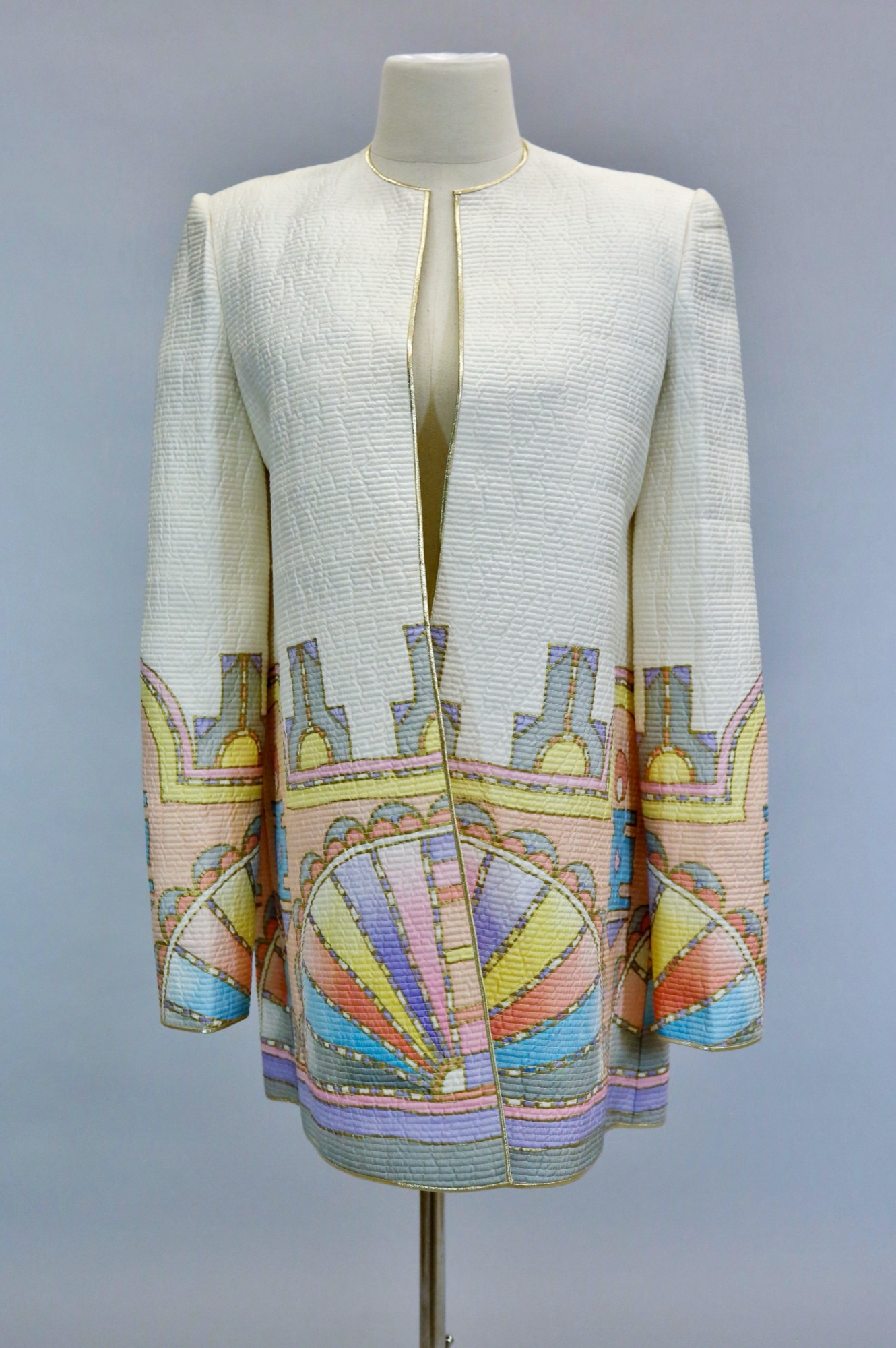 White patterned quilted jacket