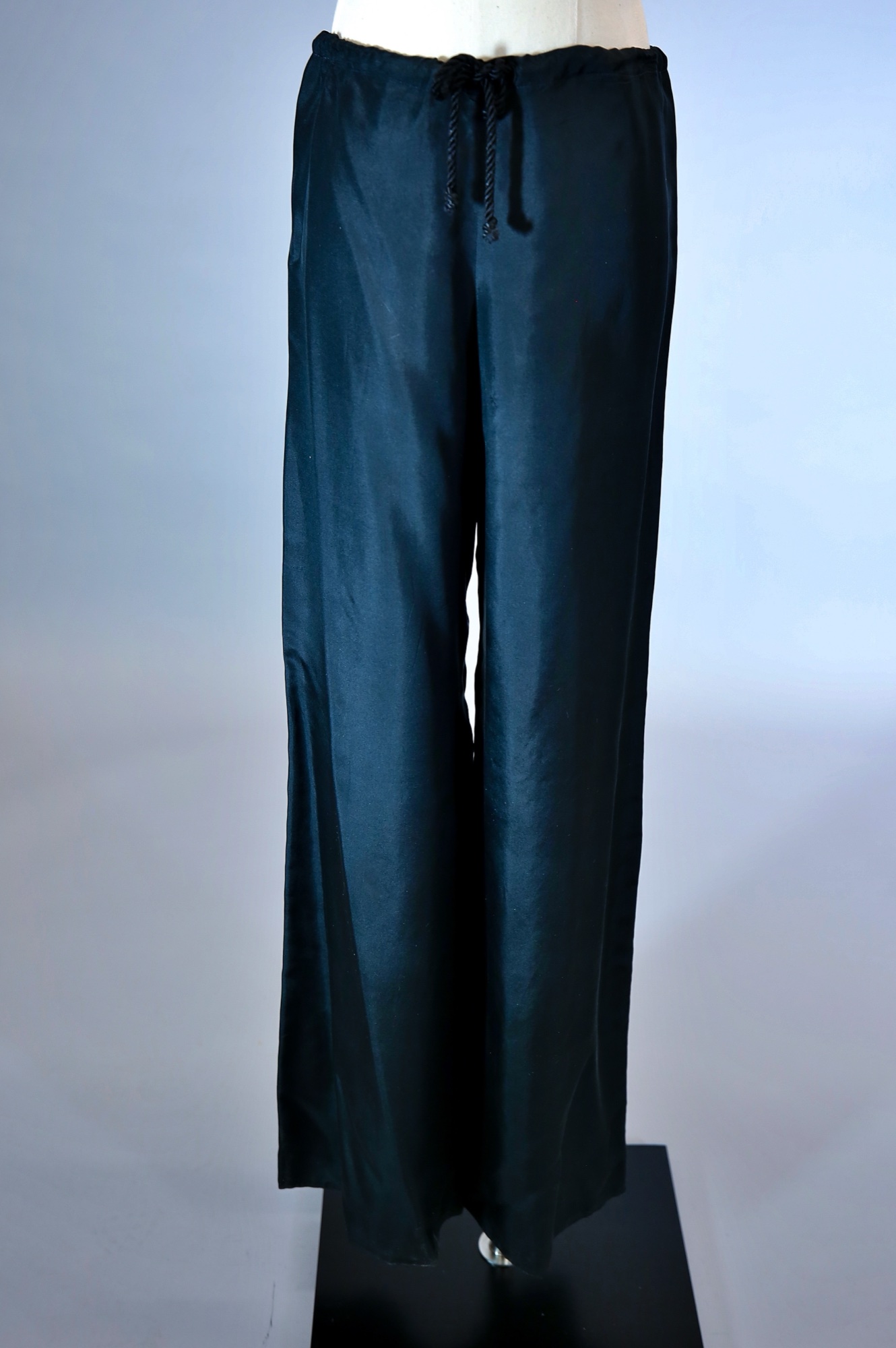 Black wide leg pants