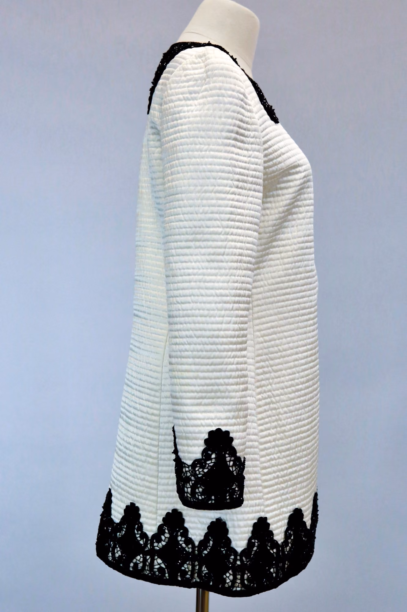 Side image