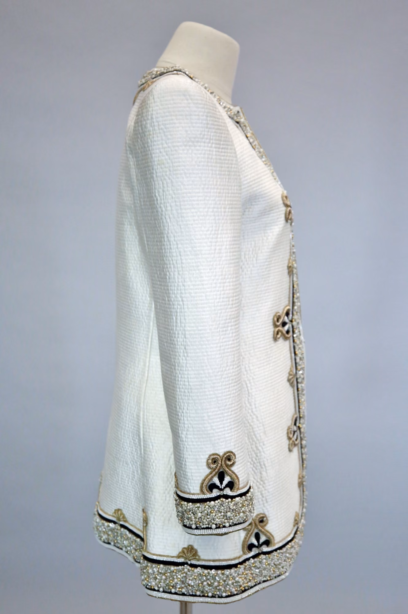 Side image