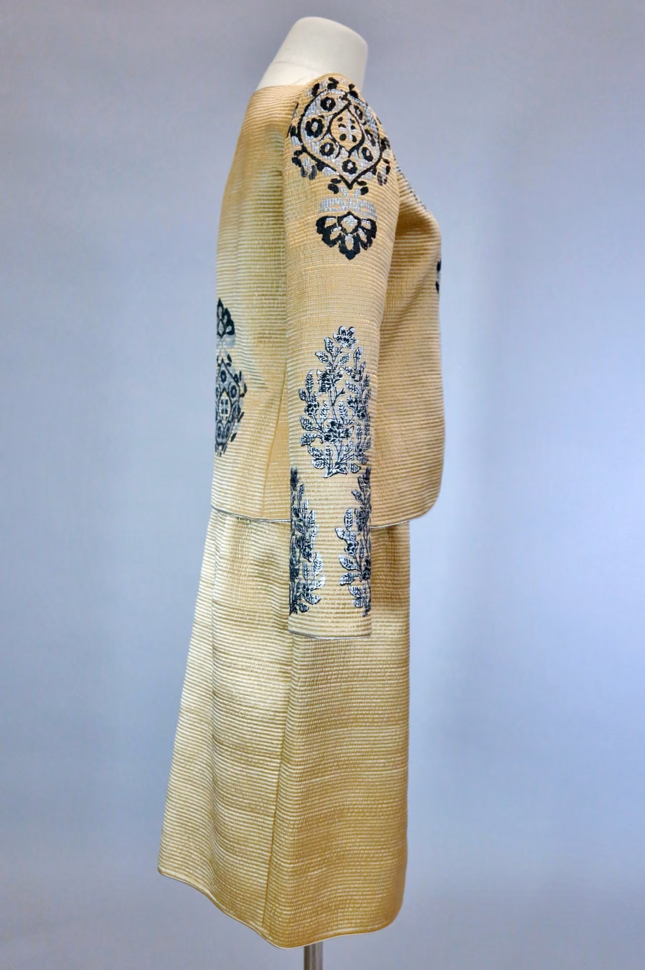 Side image