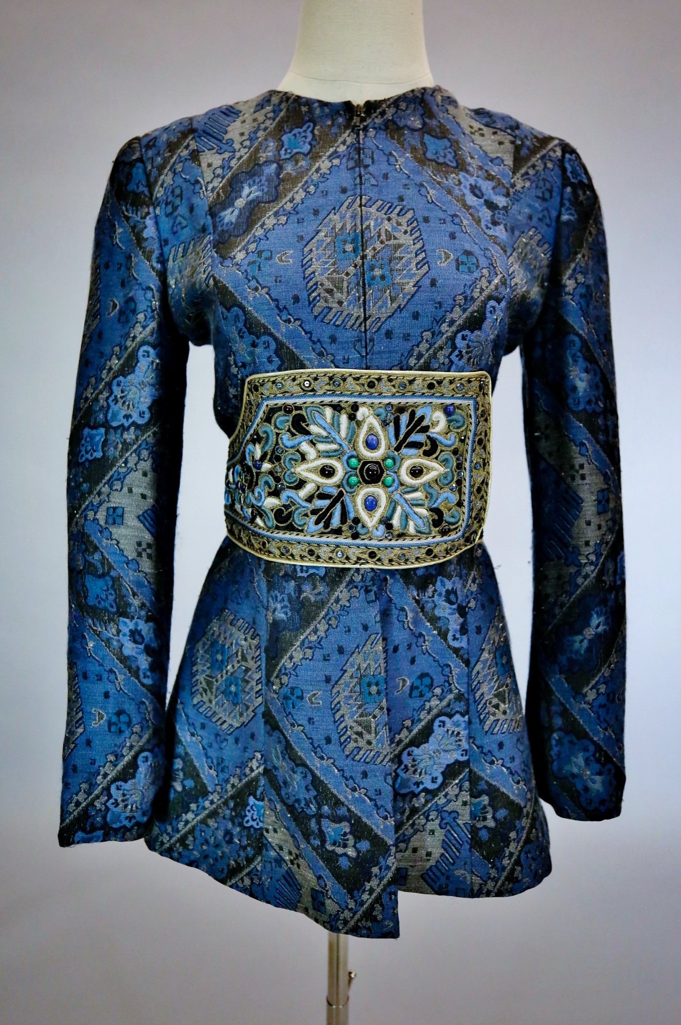 Blue floral pattern jacket
