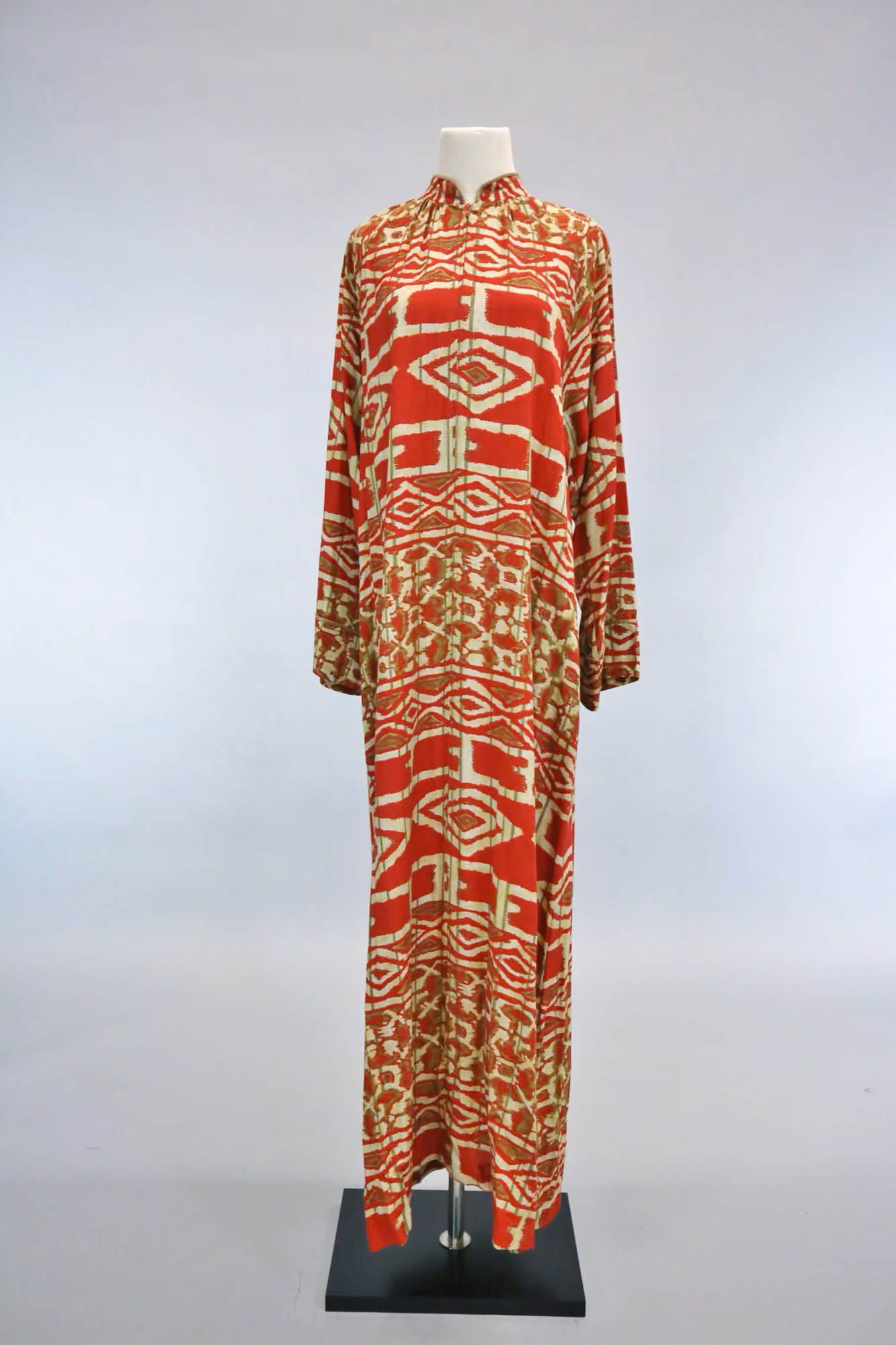 Red floral pattern evening gown