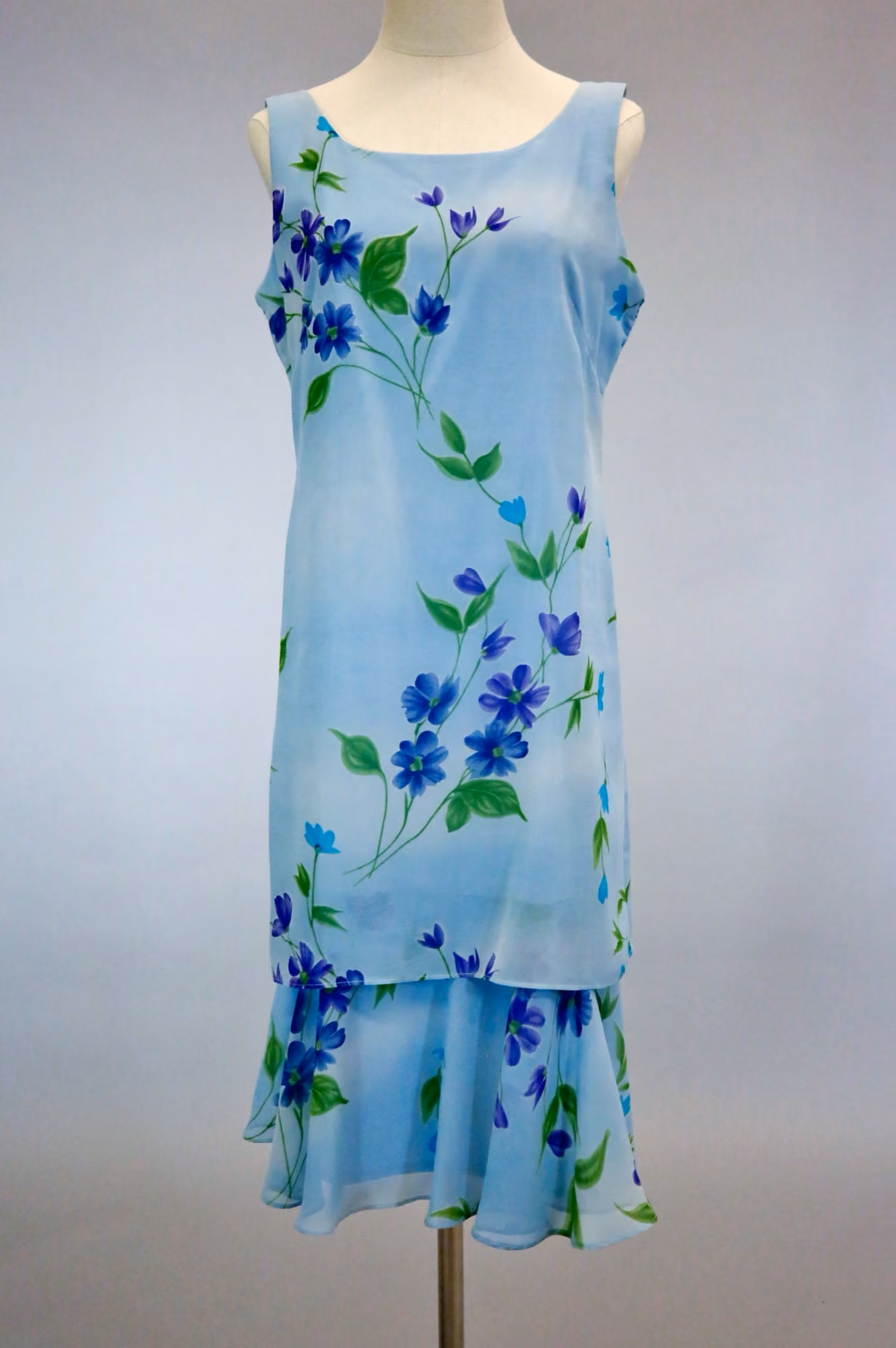 Blue floral cocktail dress
