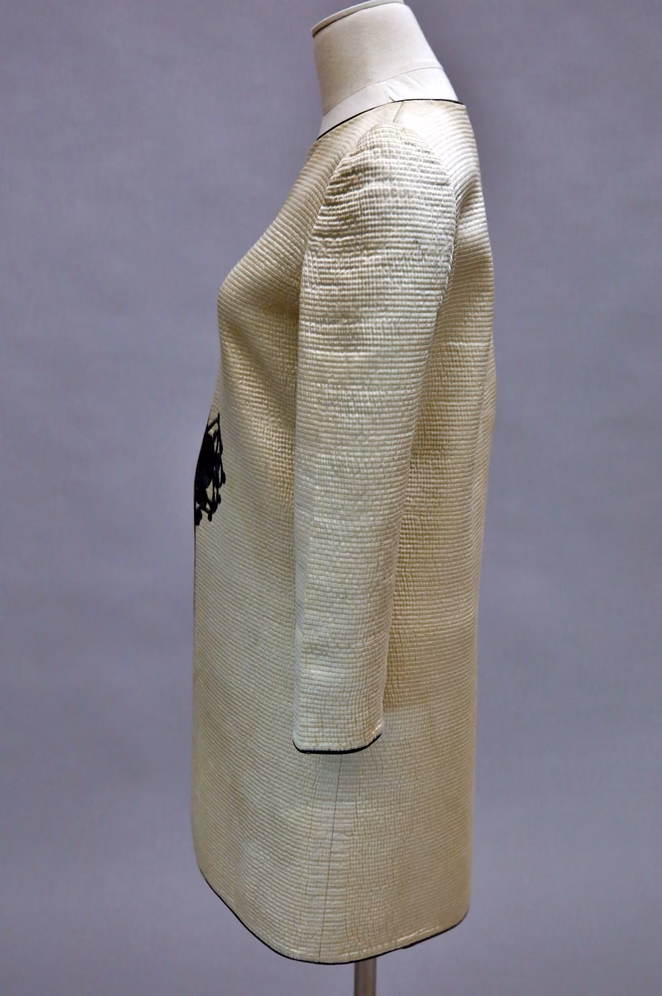 Side image