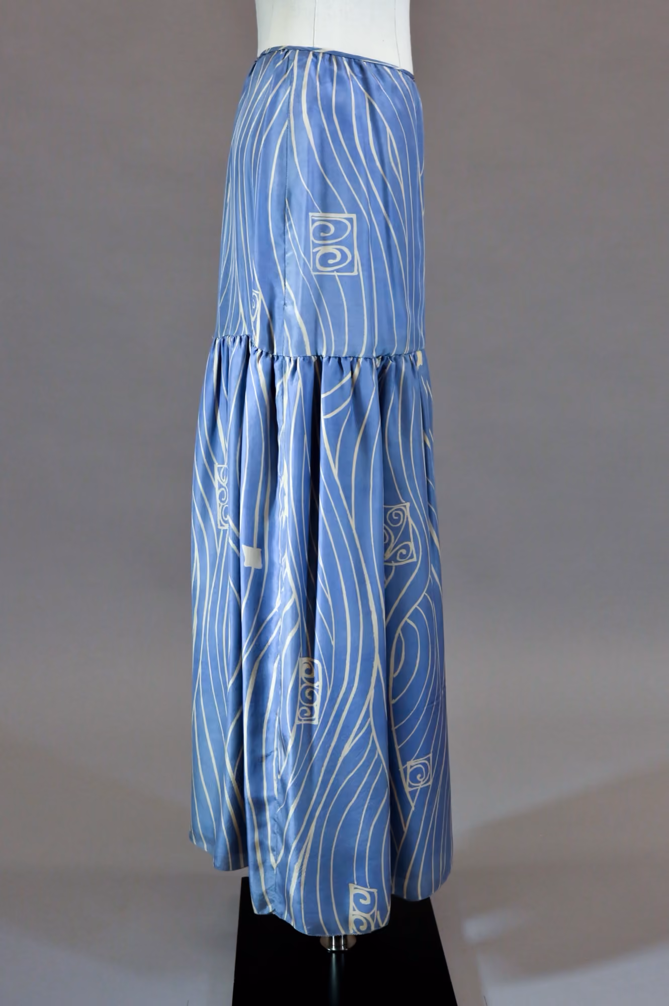 Side image