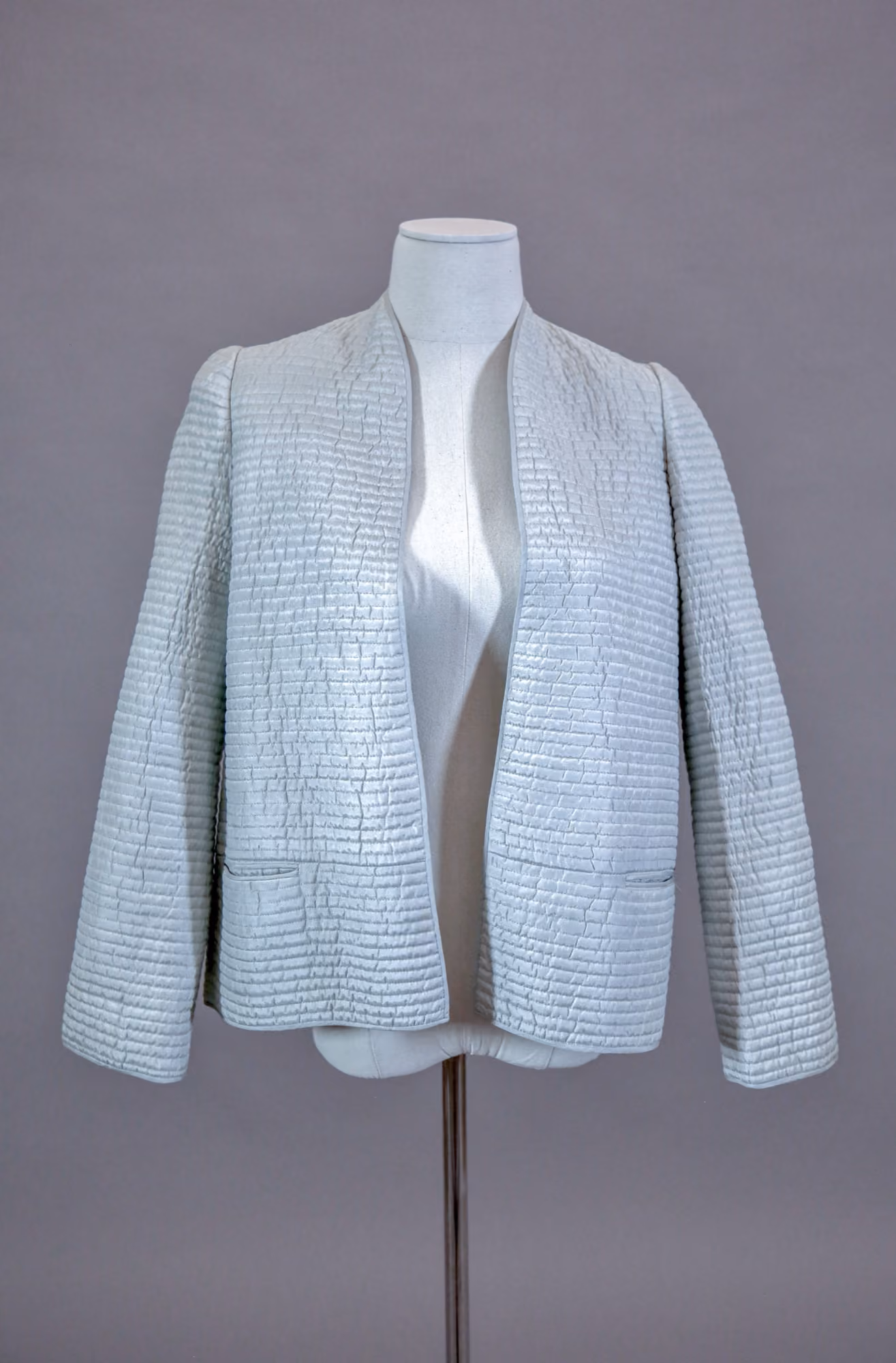 Grey quilted short jacket