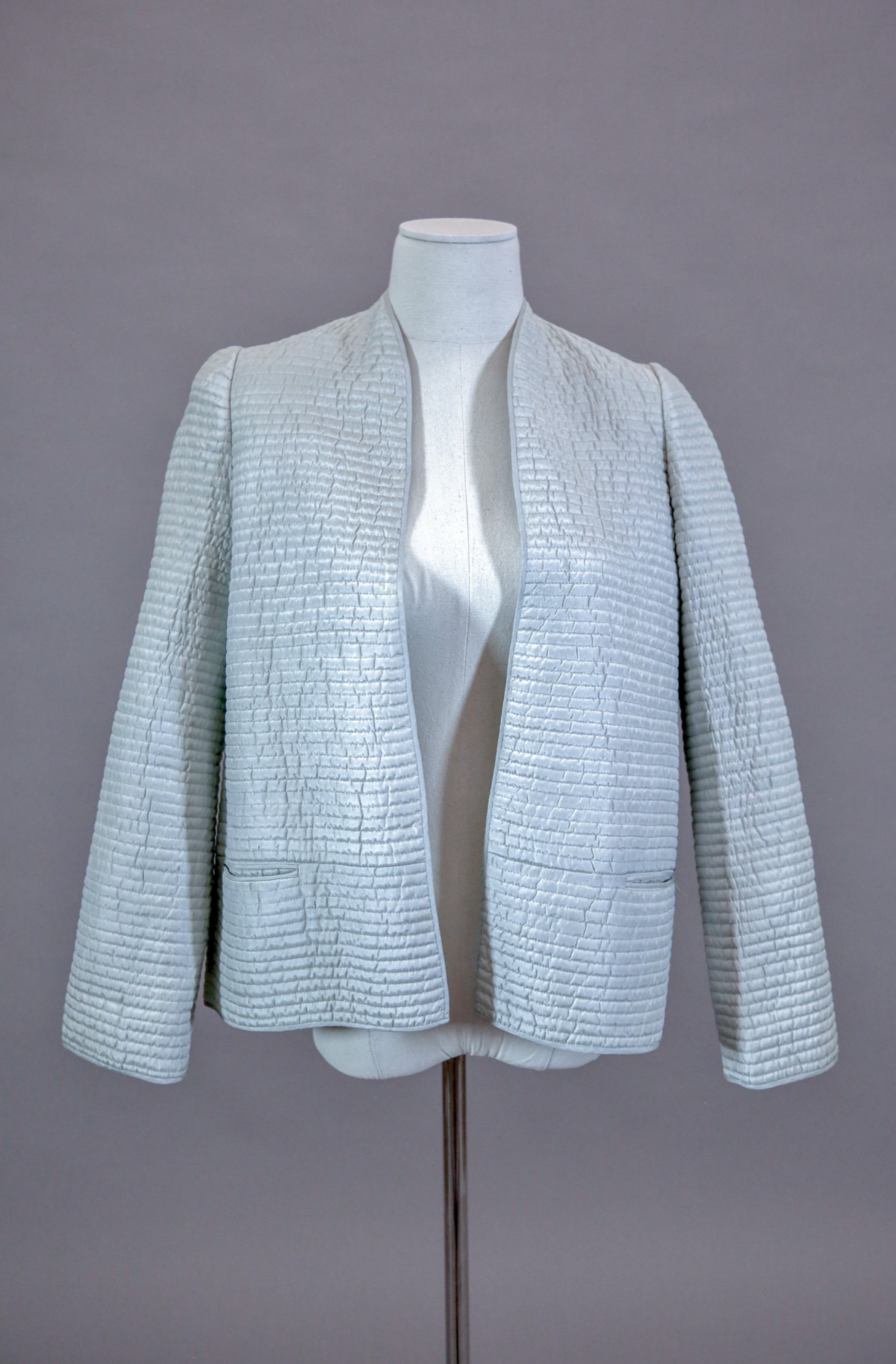Grey quilted short jacket