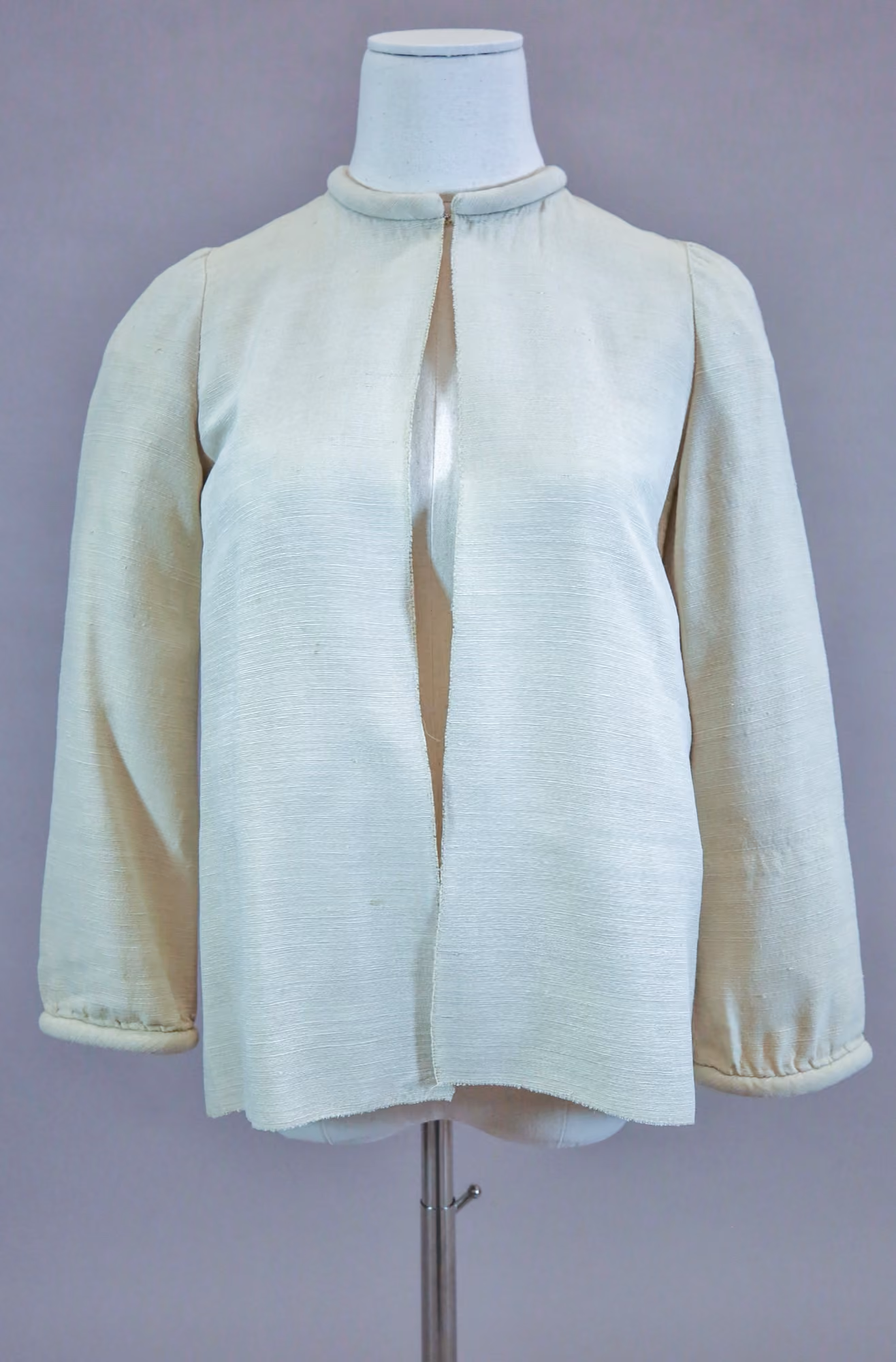 Beige pleated jacket