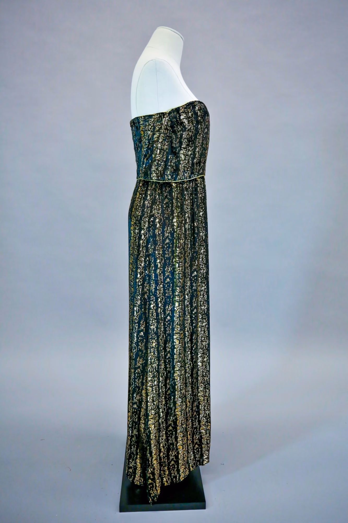 Side image