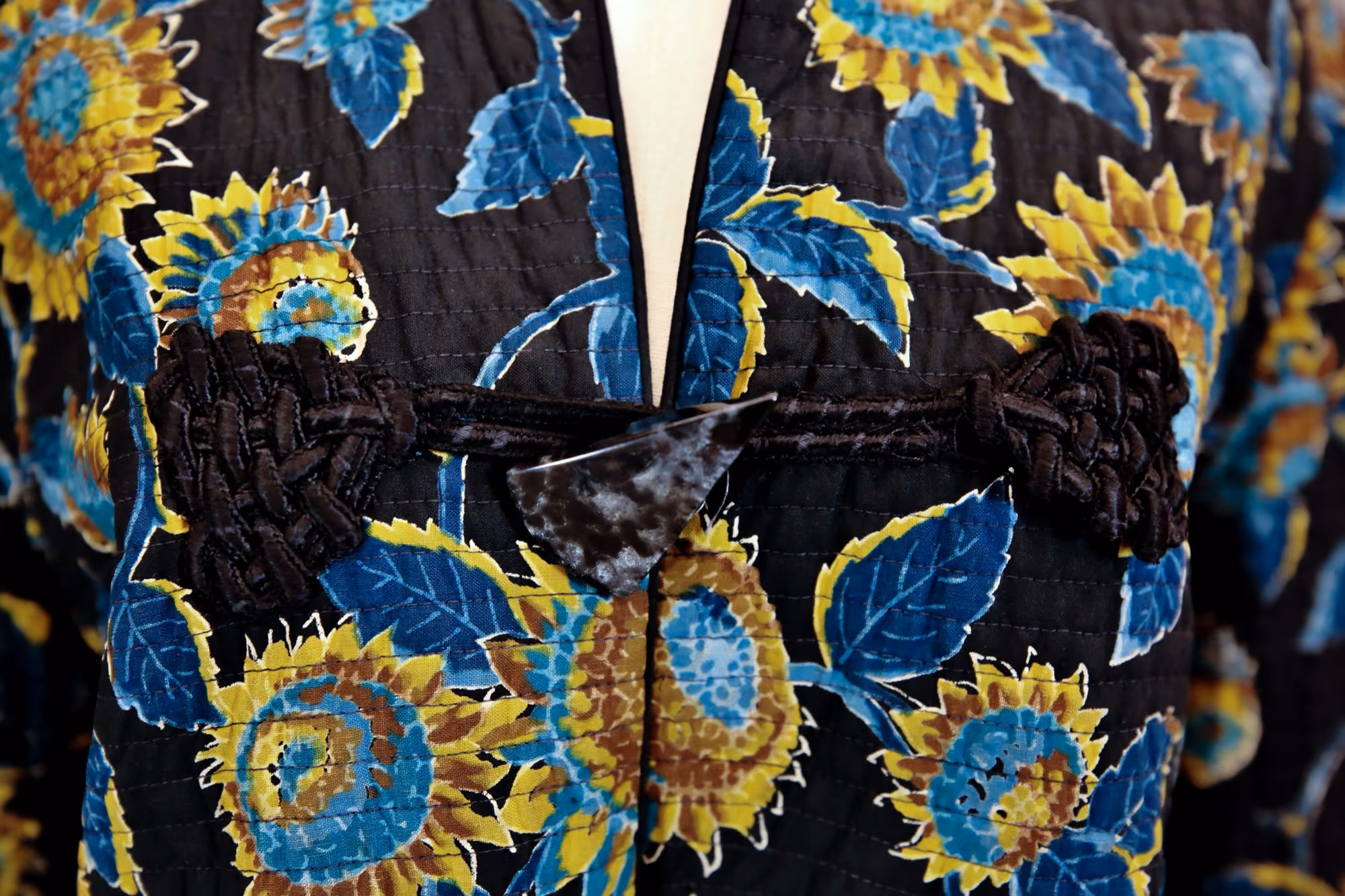 Detail image 2