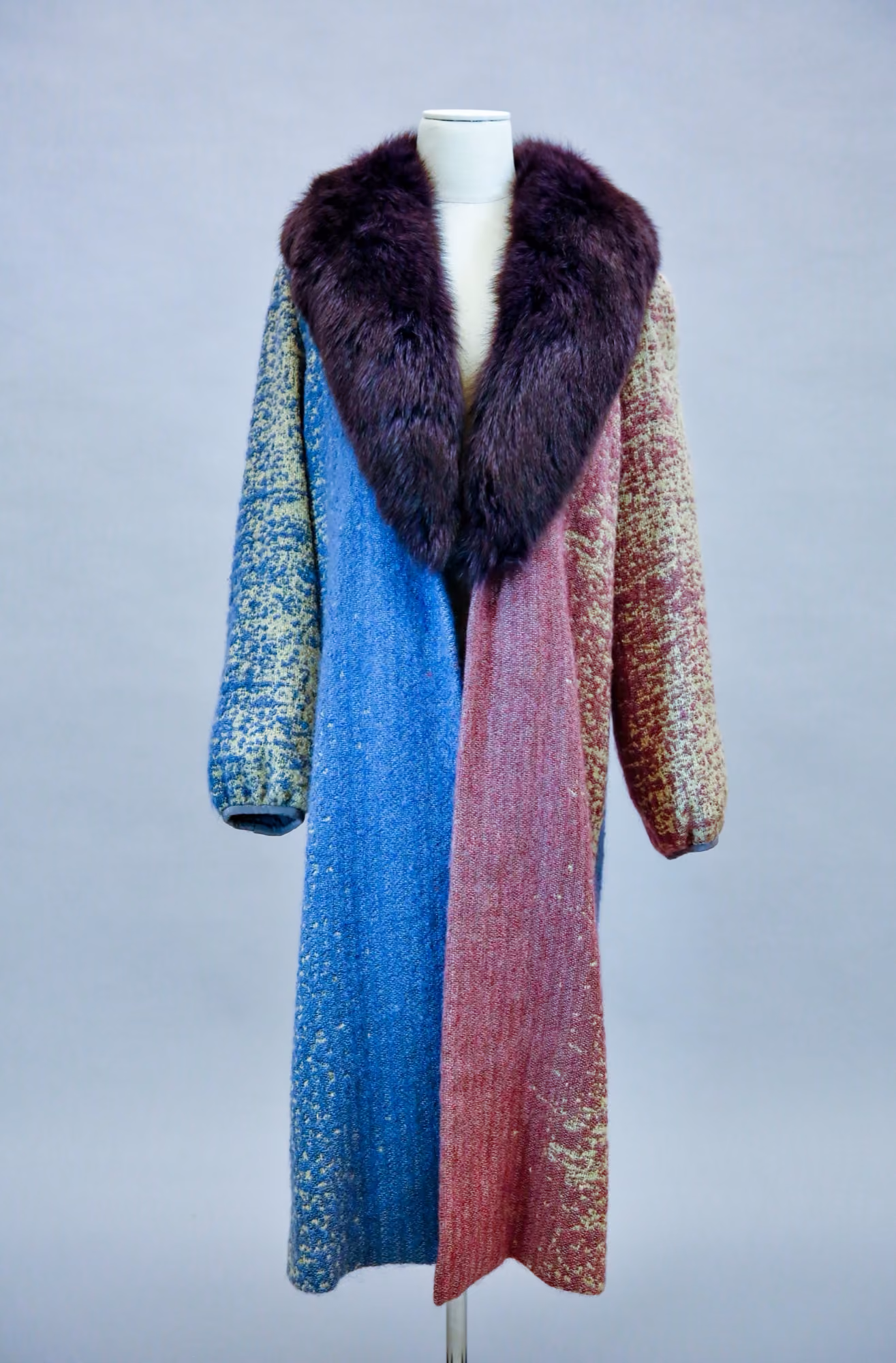 Multicolored coat with fur collar