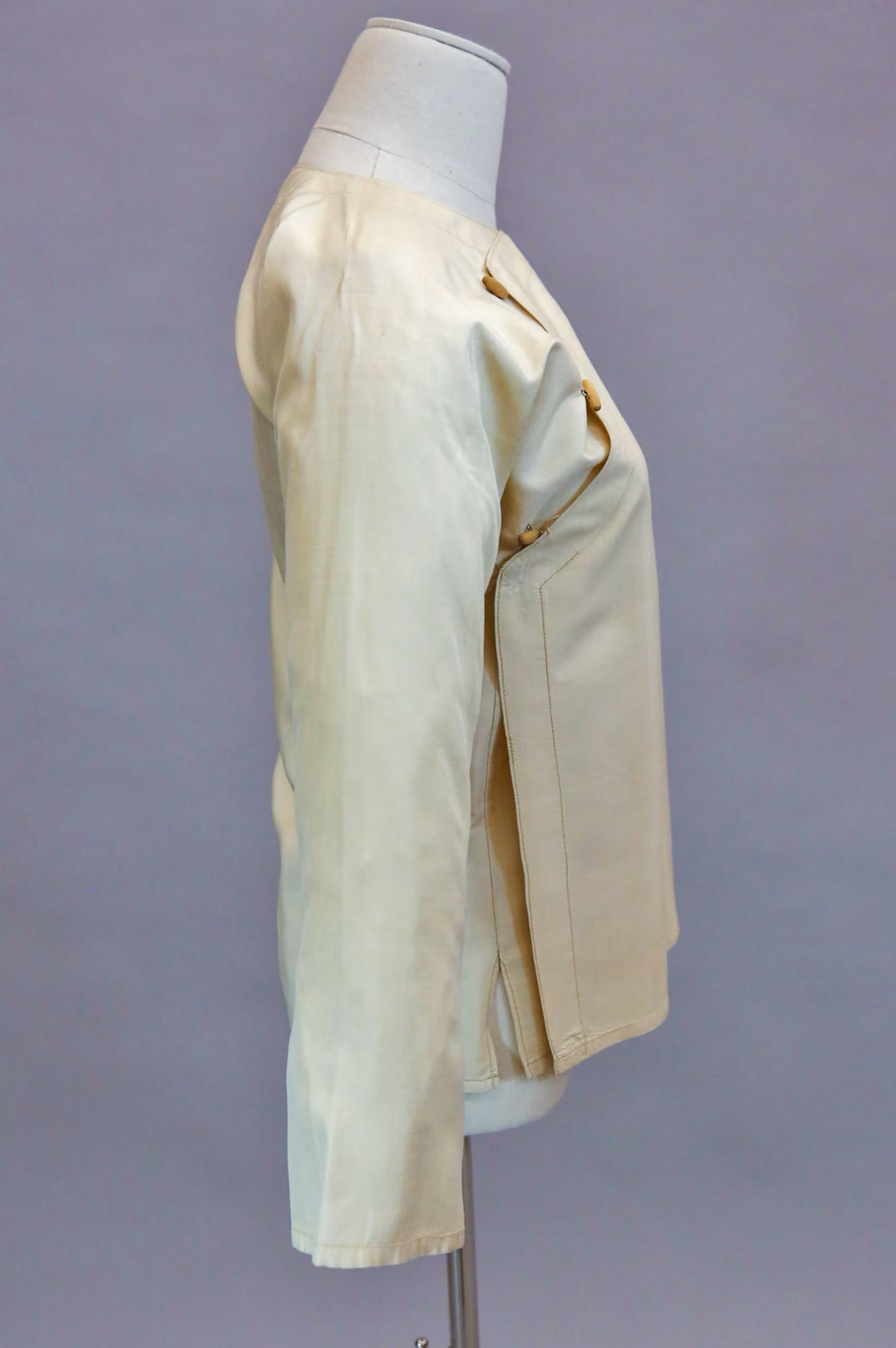 Side image