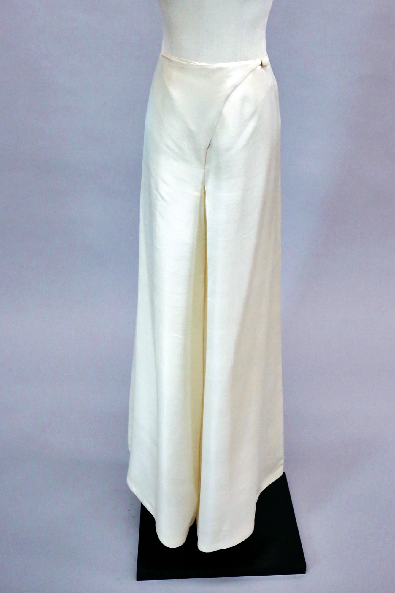 White knit pants