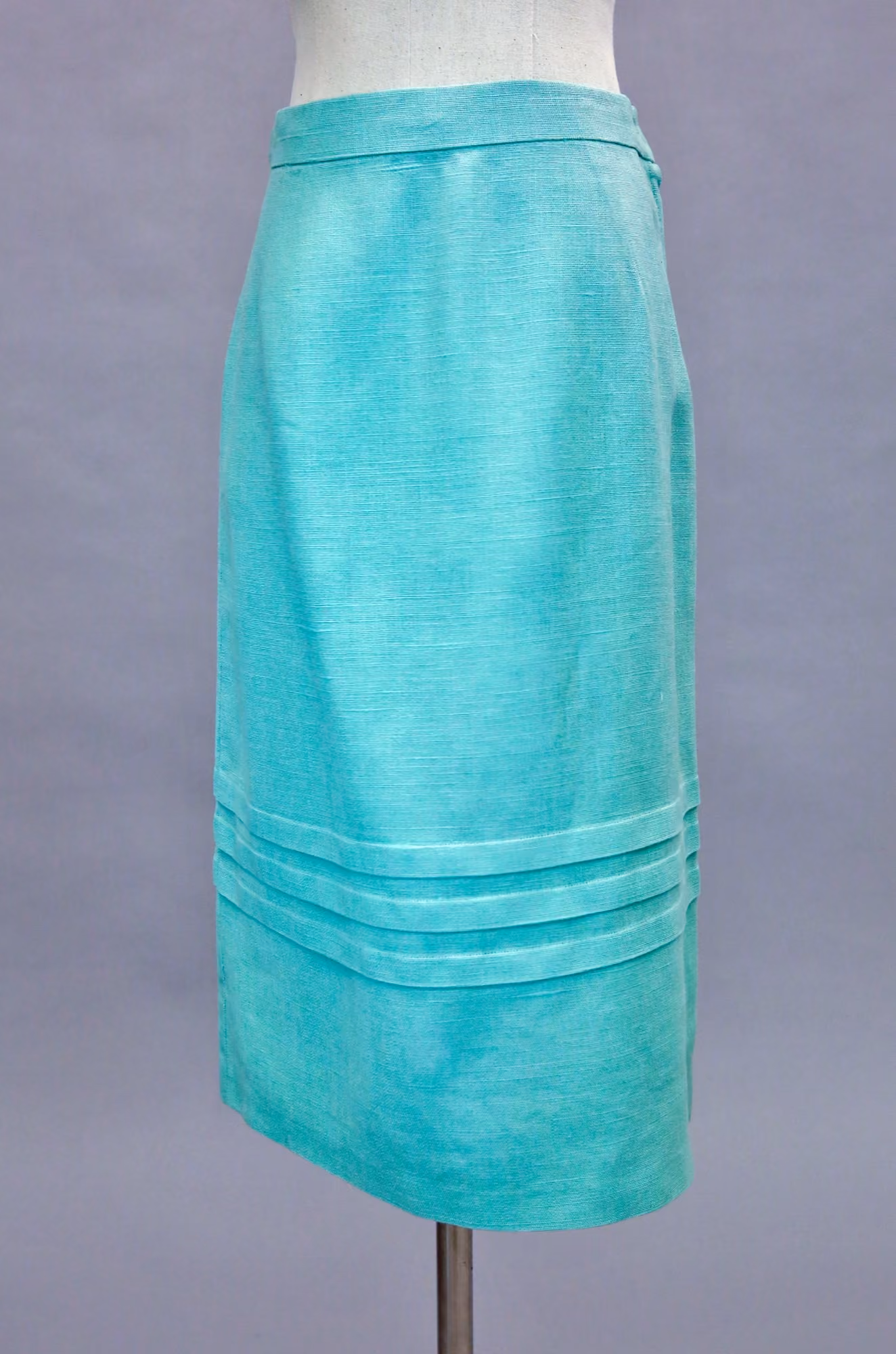Green linen skirt