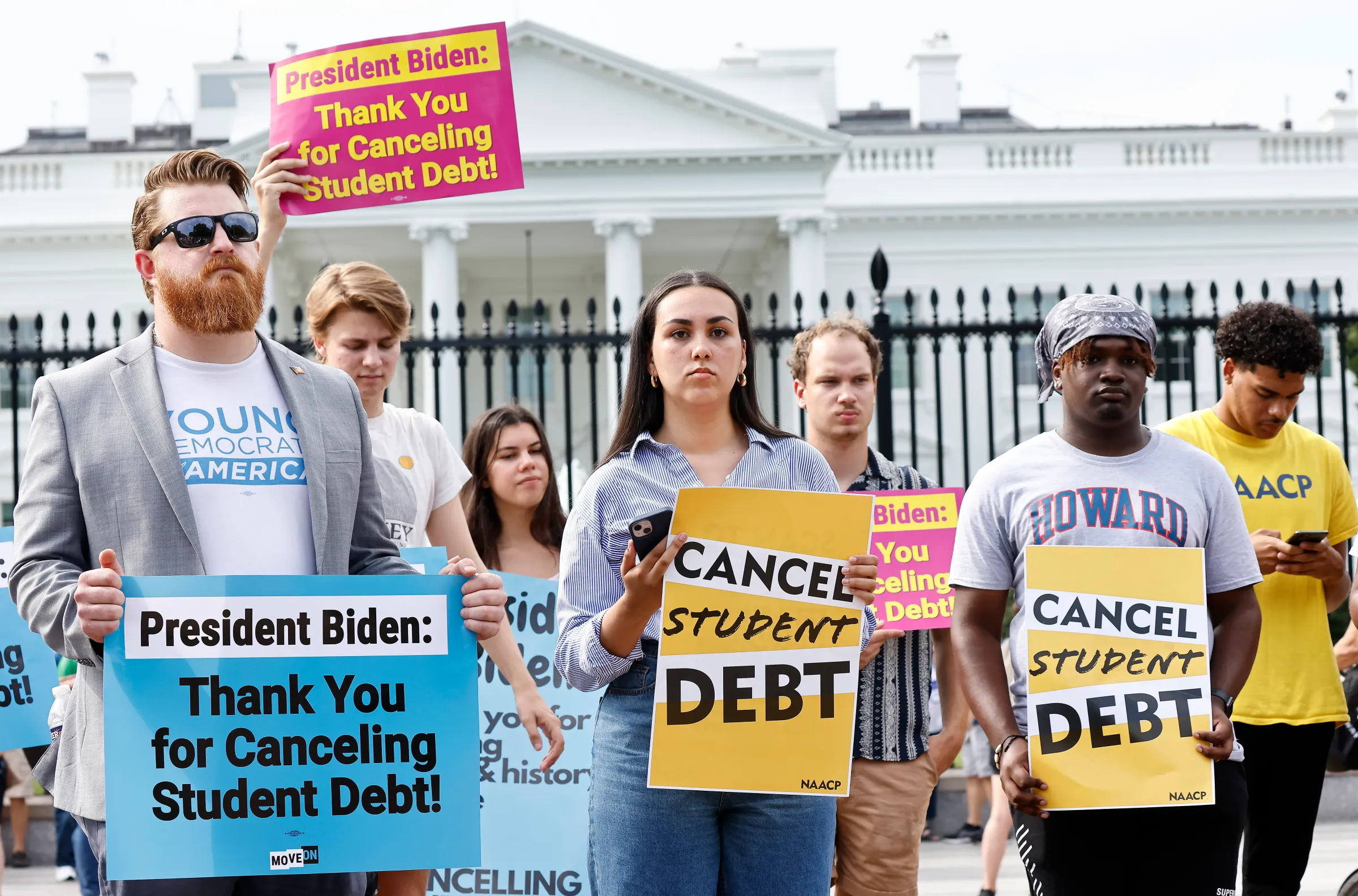 Administrative Power and Economic Shock