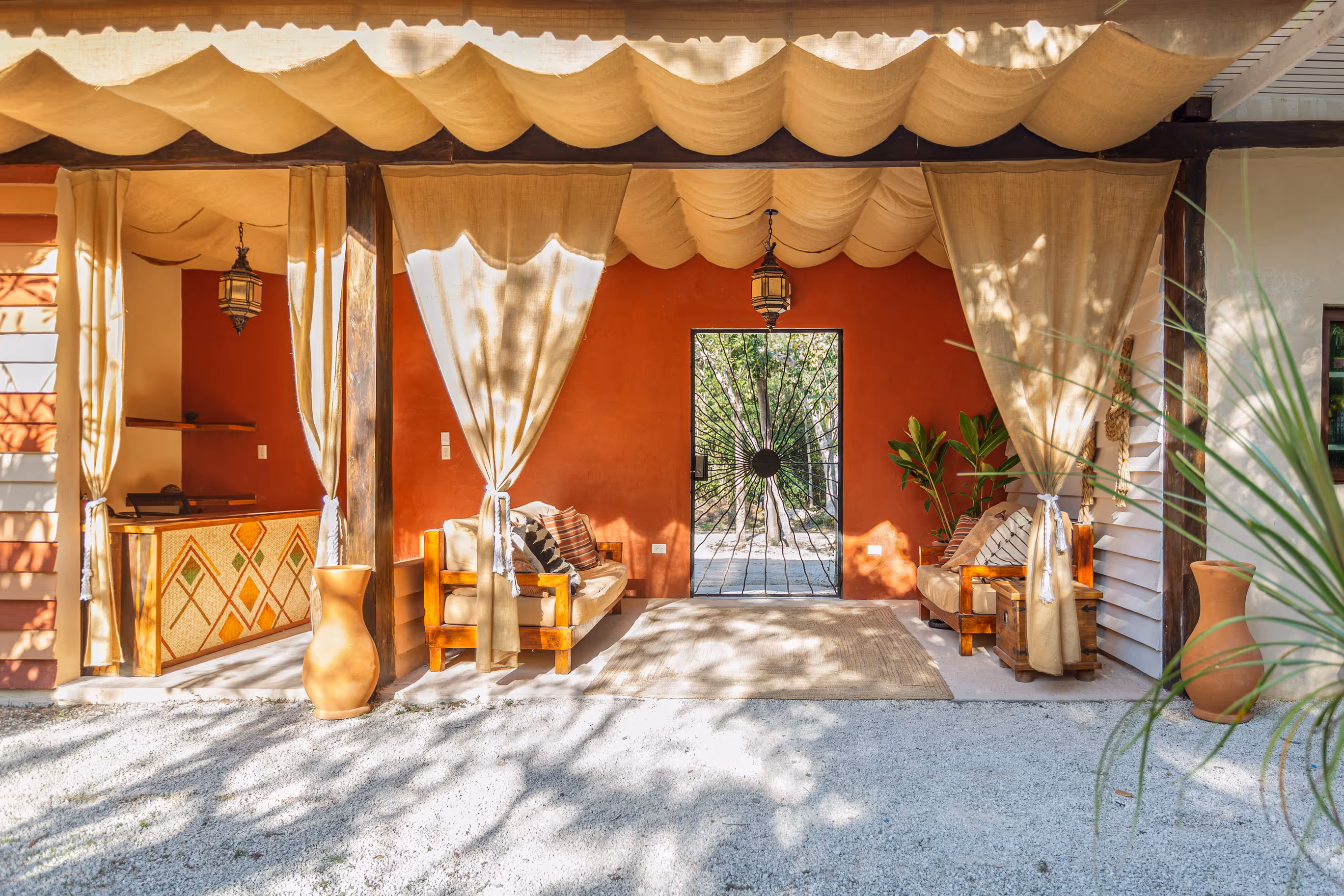 Exterior photo of the retreat