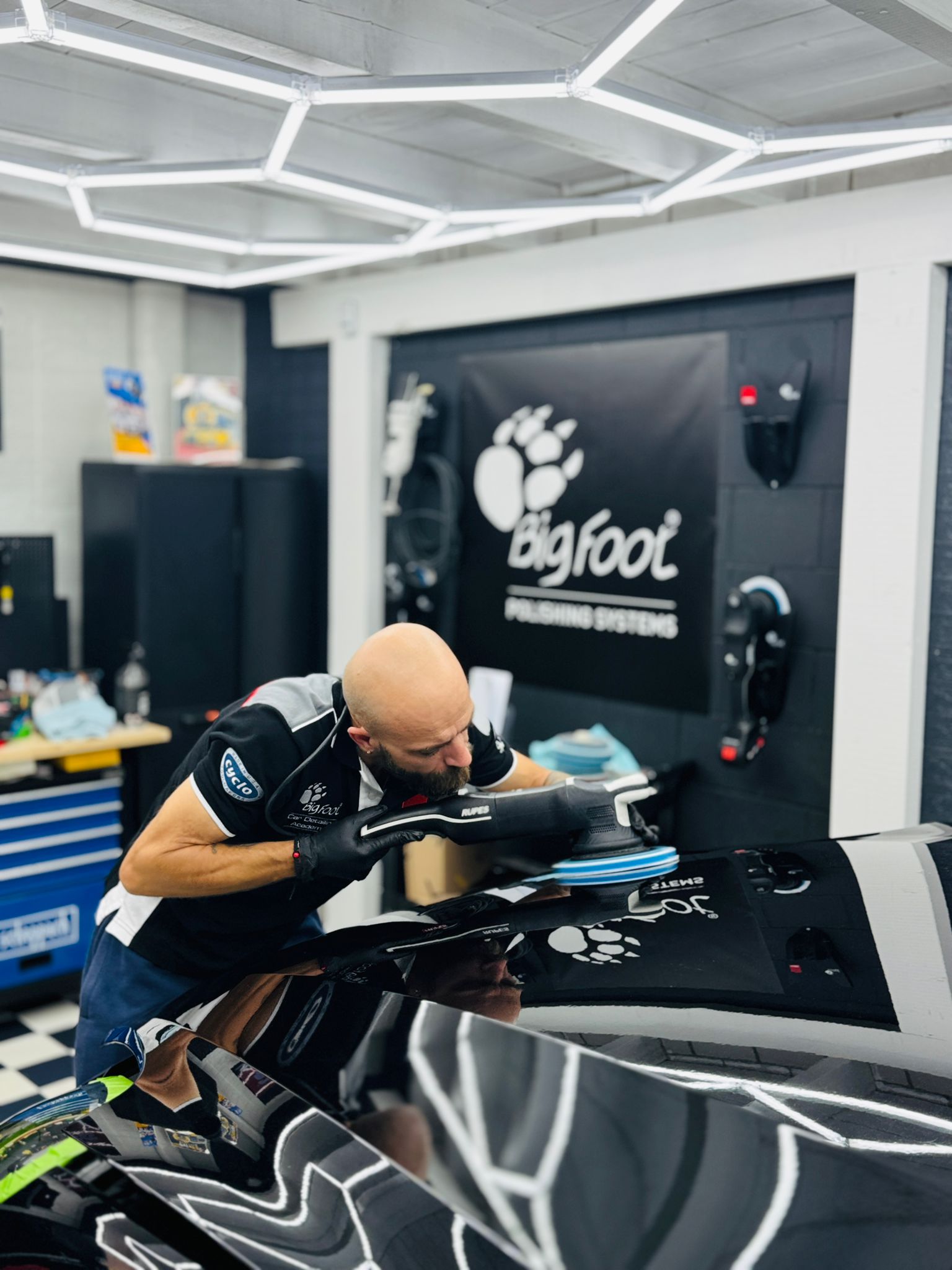 [team] image of individual team member for an automotive service