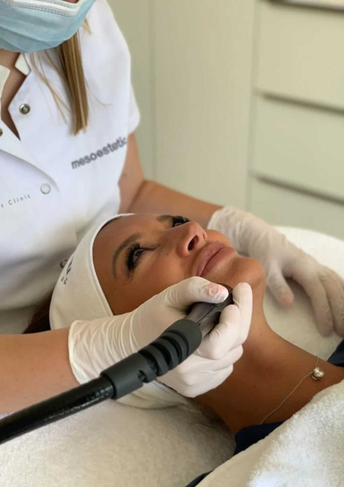 Right Shooters: Case Derma Clear Clinic Aalter