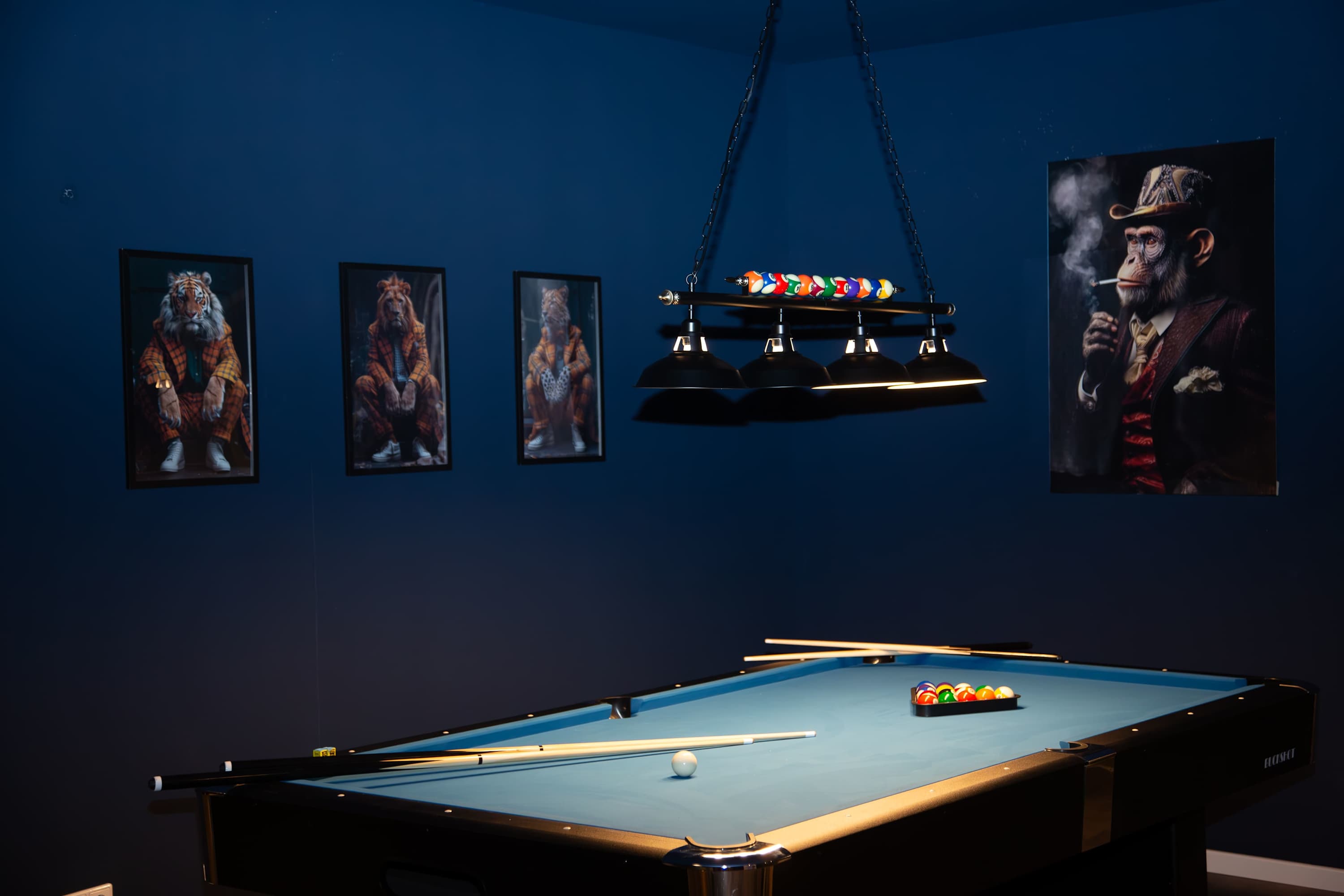 The Compound |Sauna-Whirlpool & Game-Zone