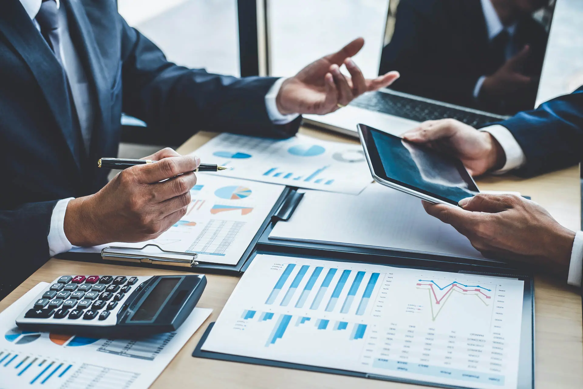 Finance & Controlling