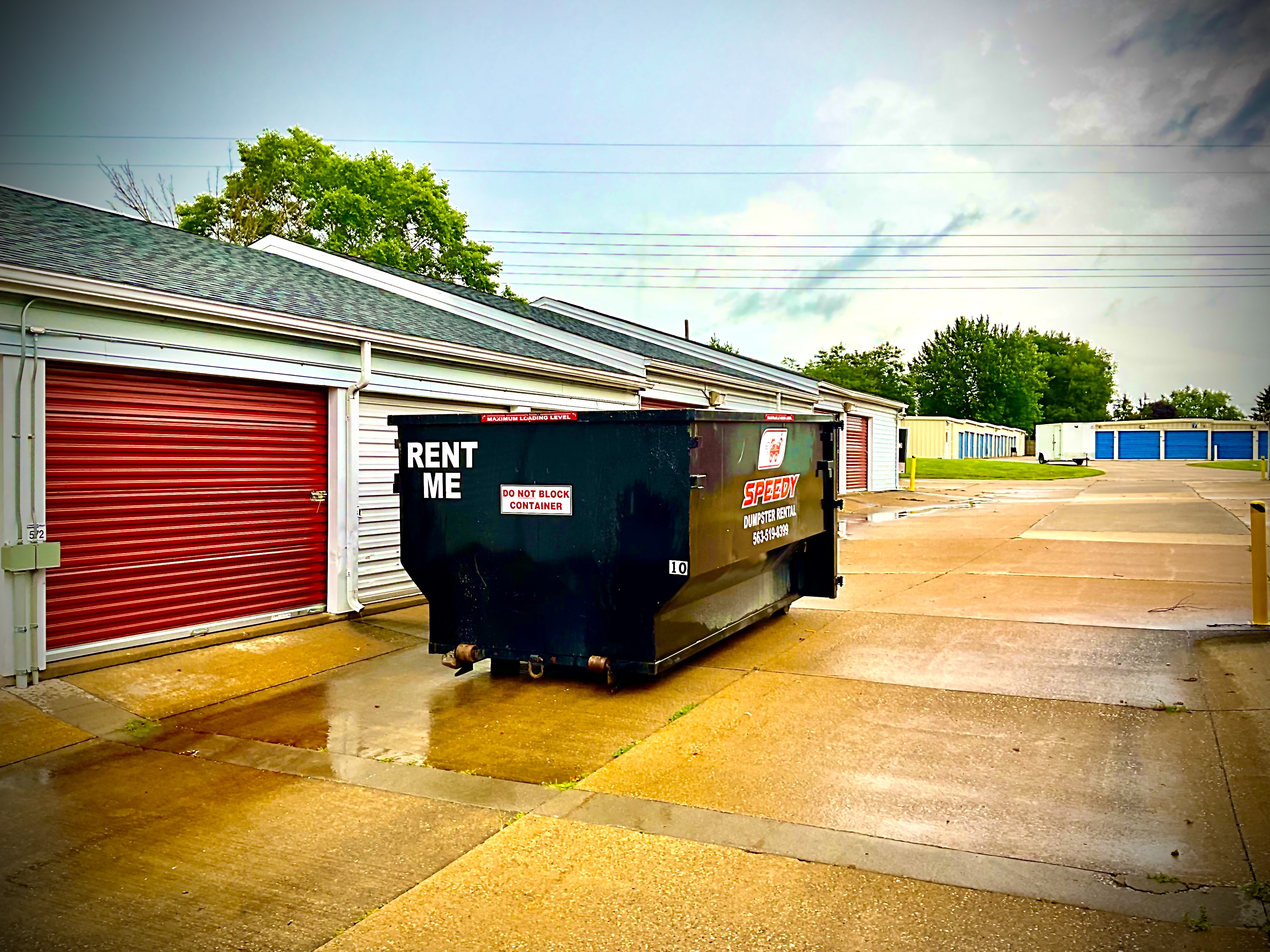 Signs You Need to Schedule an Early Dumpster Pickup