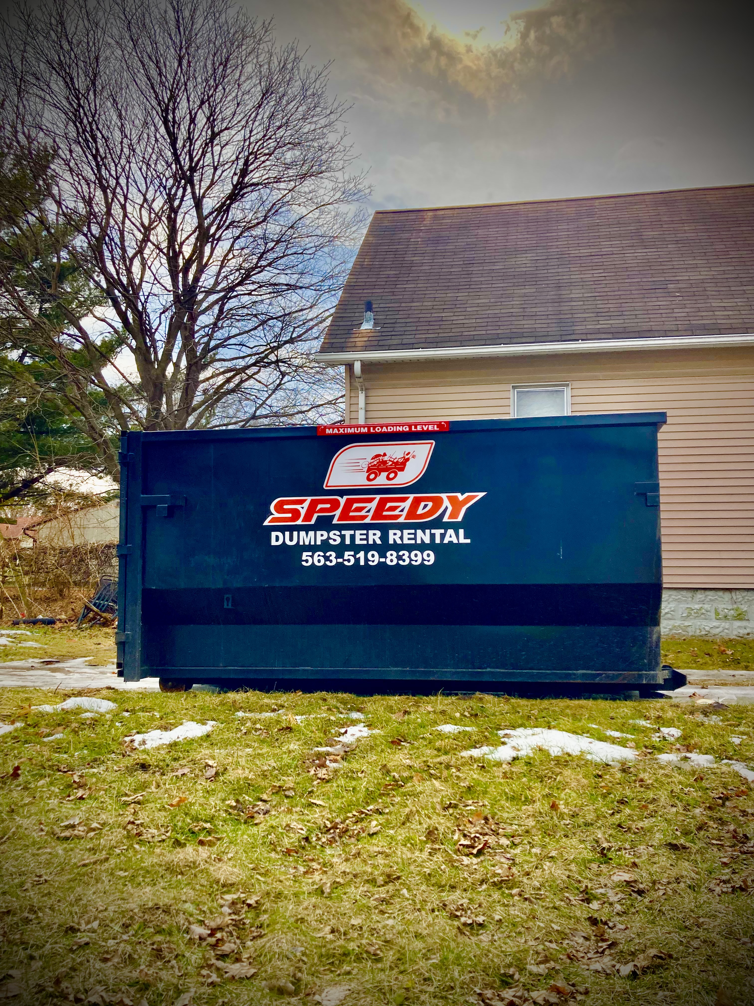 Speedy Dumpster Rentals LLC – Reliable Dumpster Rental Services in Moline, East Moline, Hampton, Port Byron & Surrounding Illinois Areas