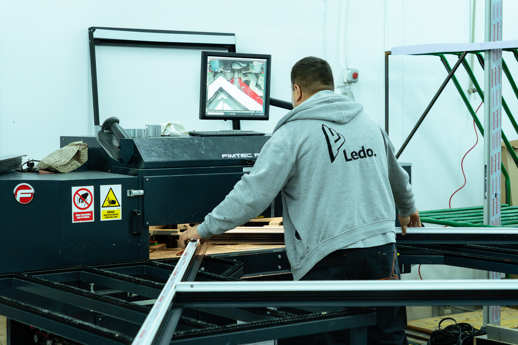 Produkcja systemów aluminiowych LEDO w Brzesku