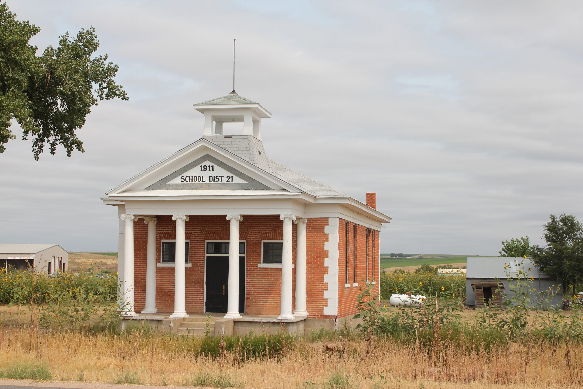 Landmark image