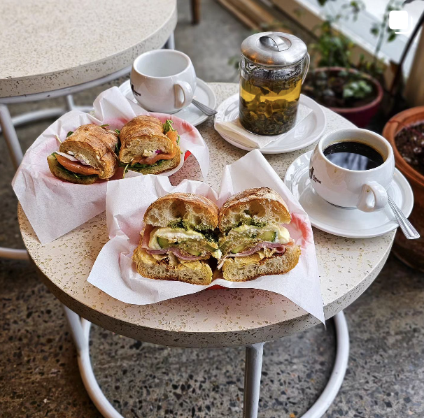 Noah’s Top Eats Near Concordia University Campus: