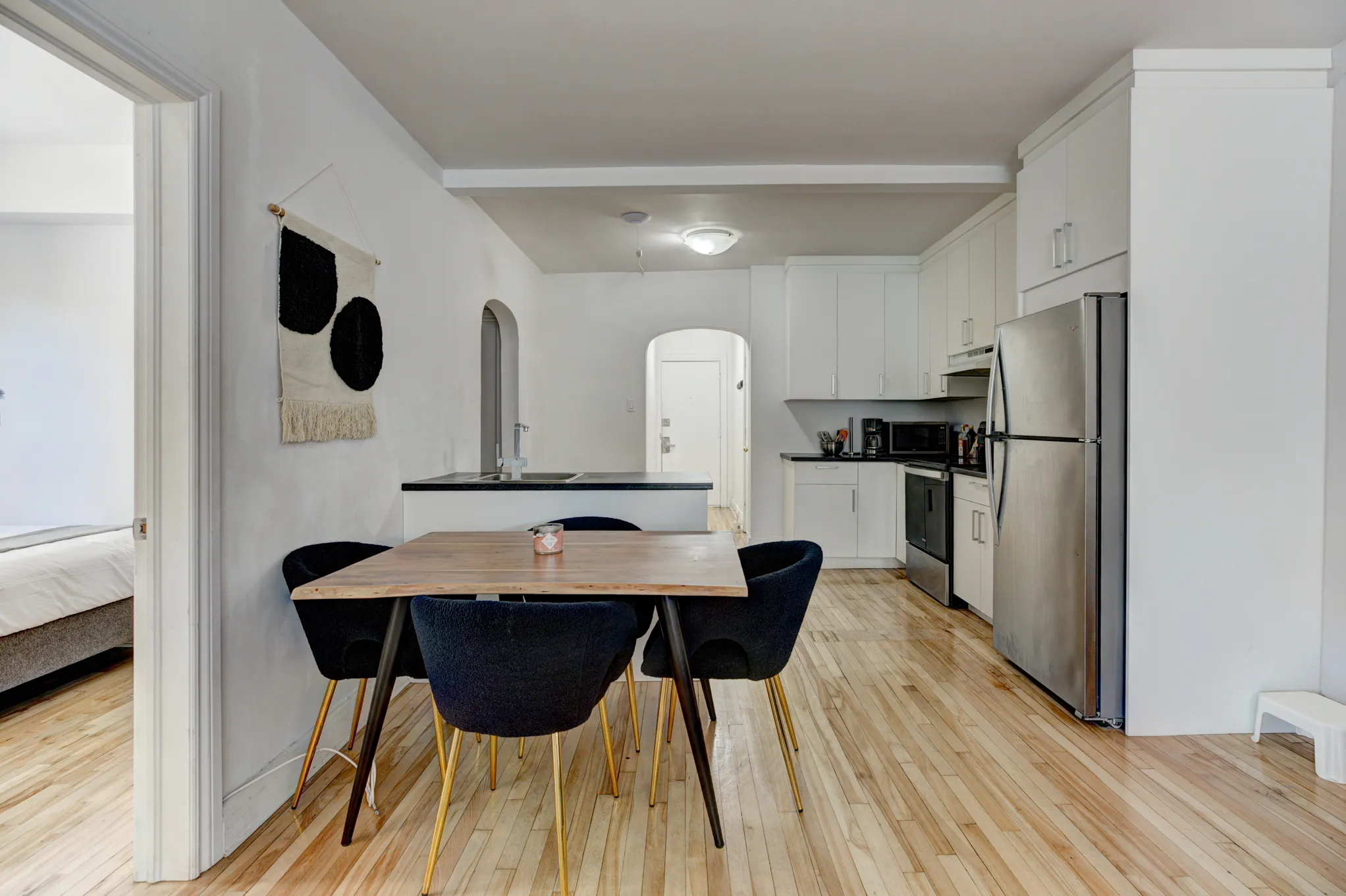 Comfortable One-Bedroom in a Lively Student Residence