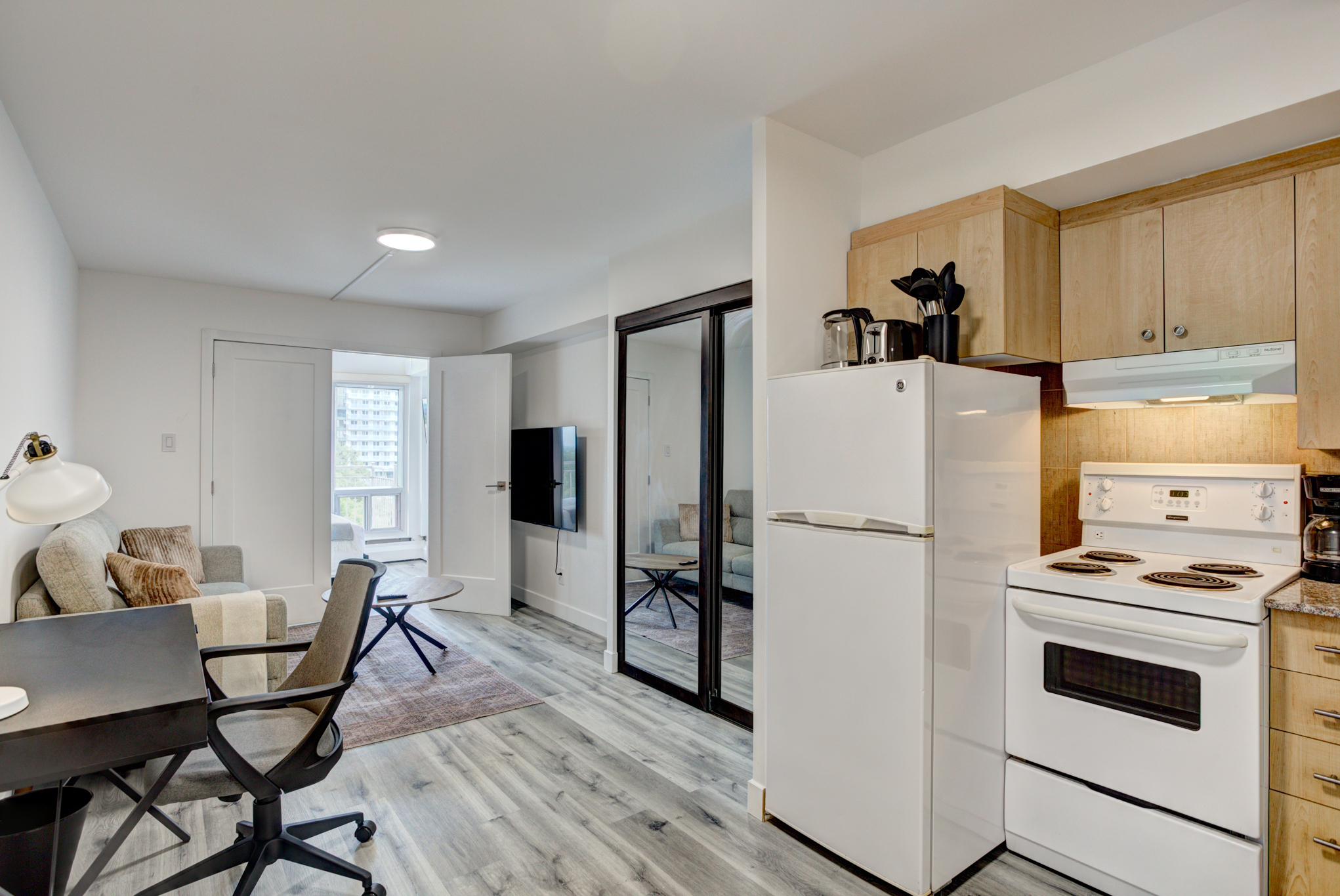 Cozy Two-Bedroom Apartment Near Student Hubs