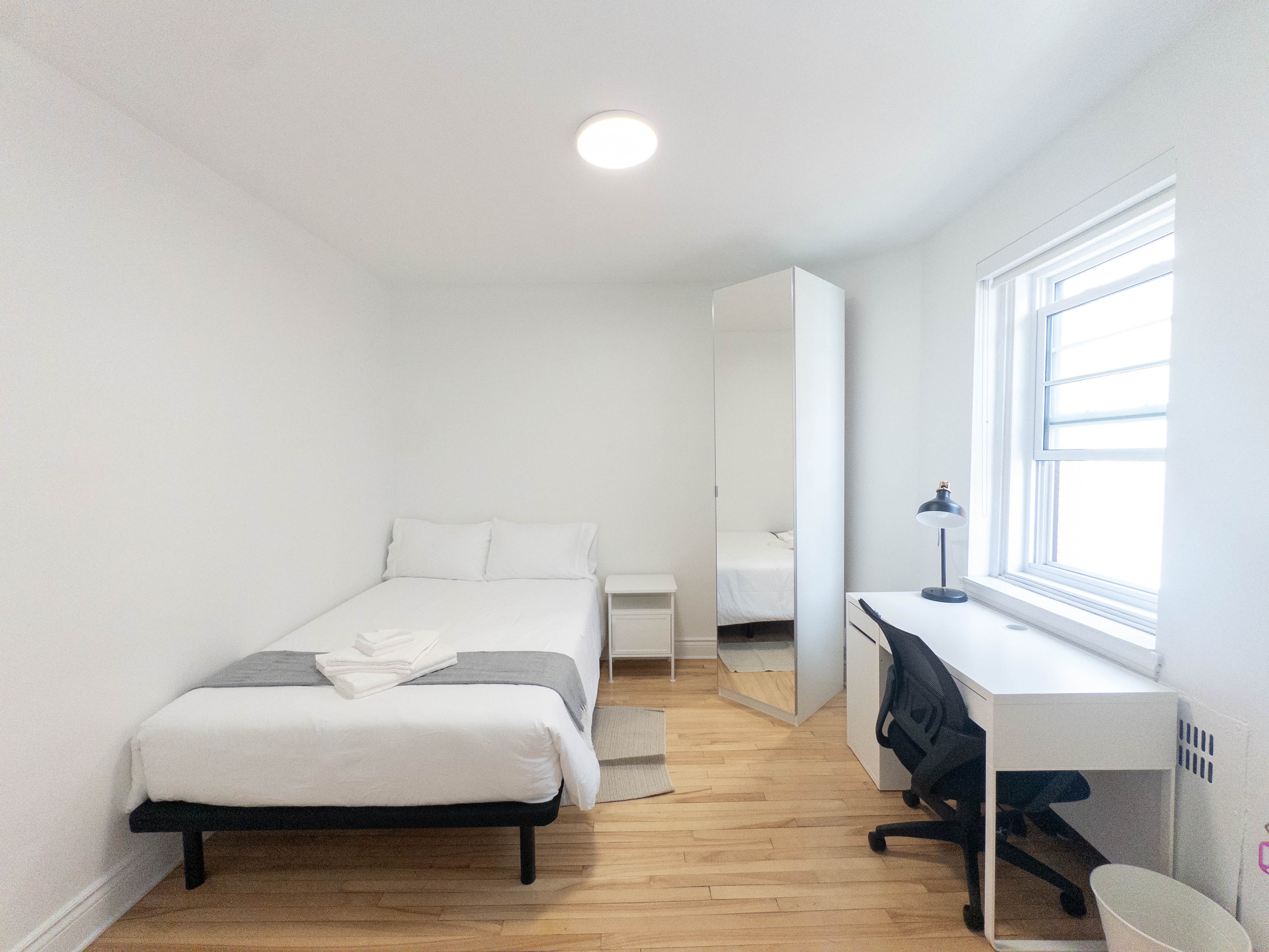 Regular Bedroom
