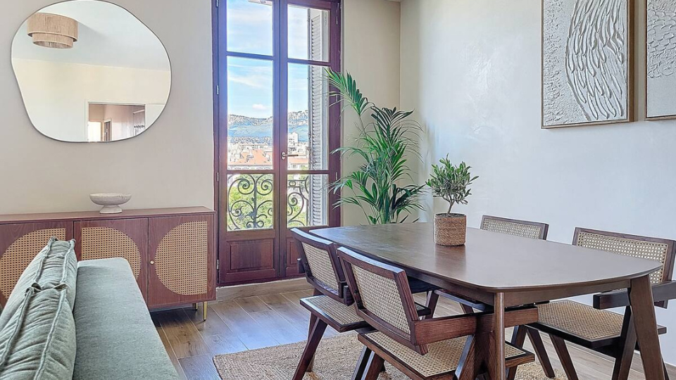 Appartement rénové à Toulon en centre ville