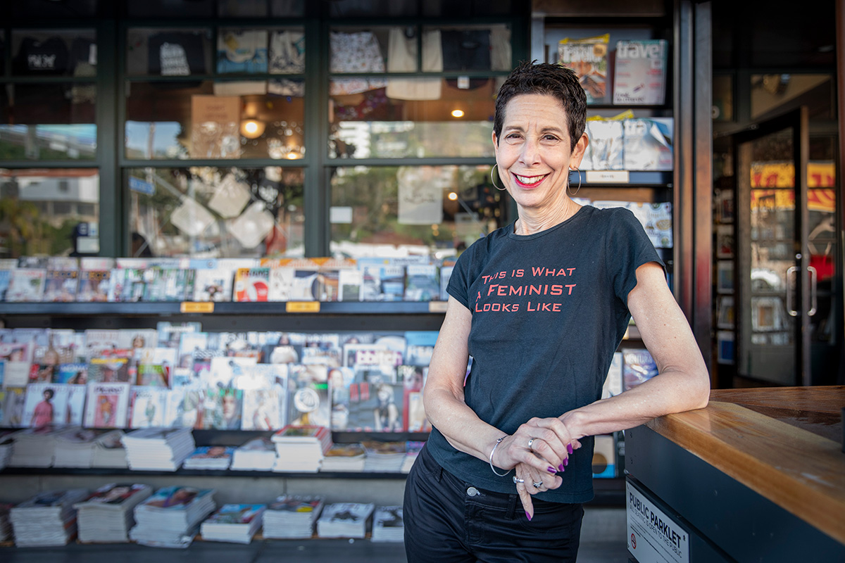 Photo portrait of Abbe Land