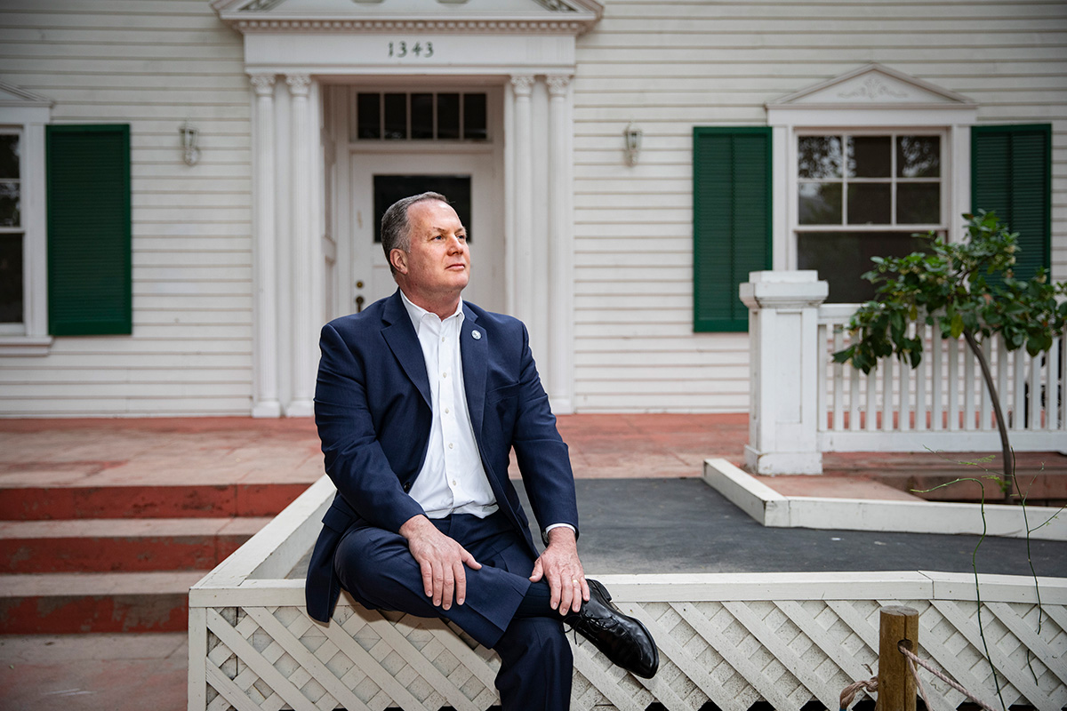 Photo portrait of Jeffrey Prang