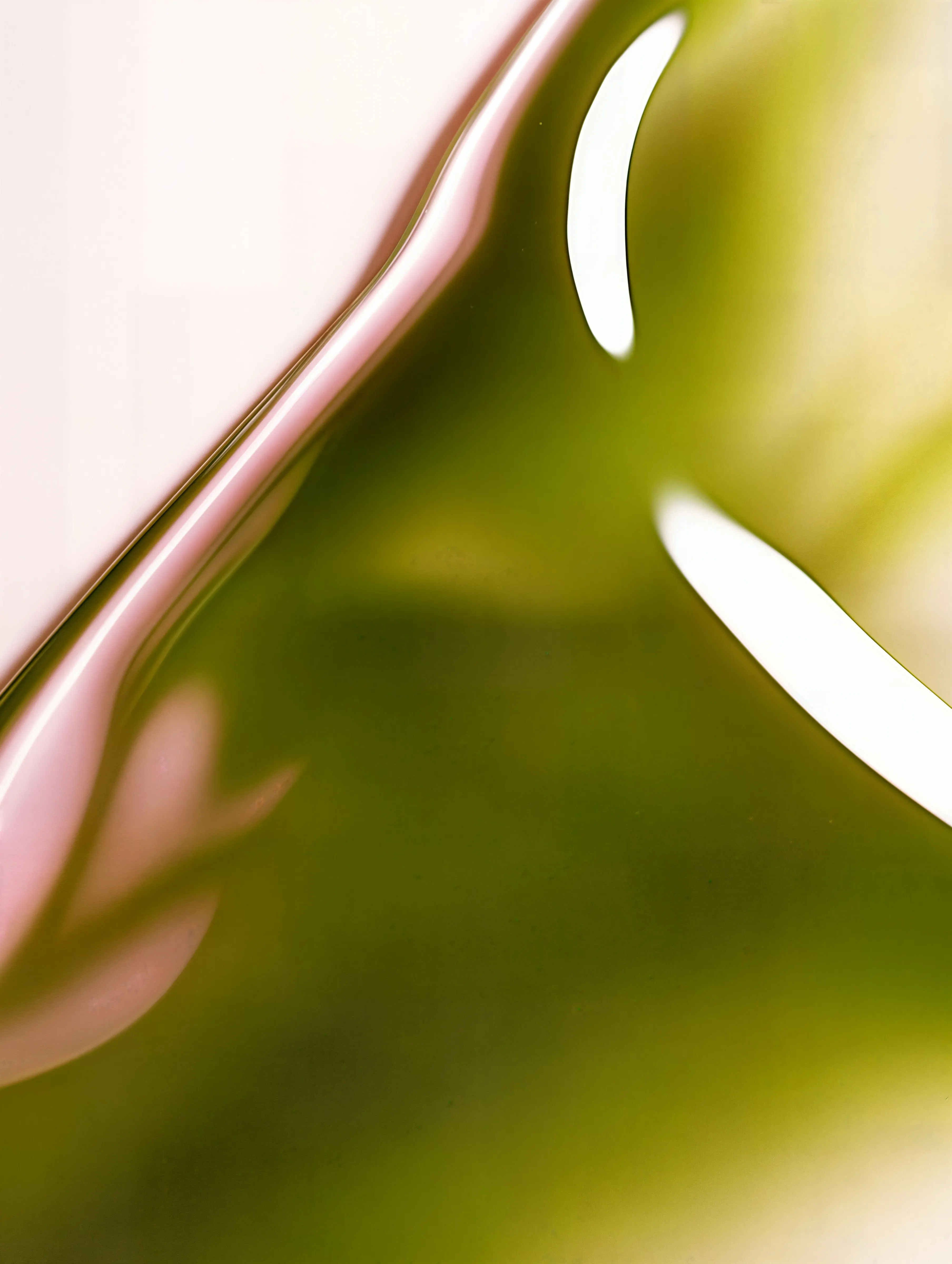 Green Pink Liquid