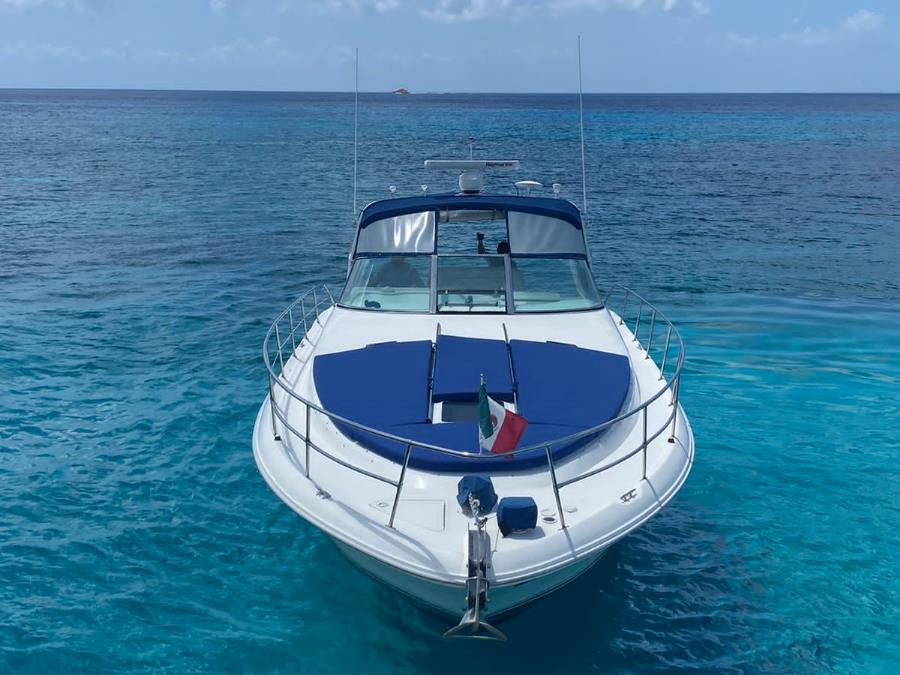 Private yacht tour Cozumel