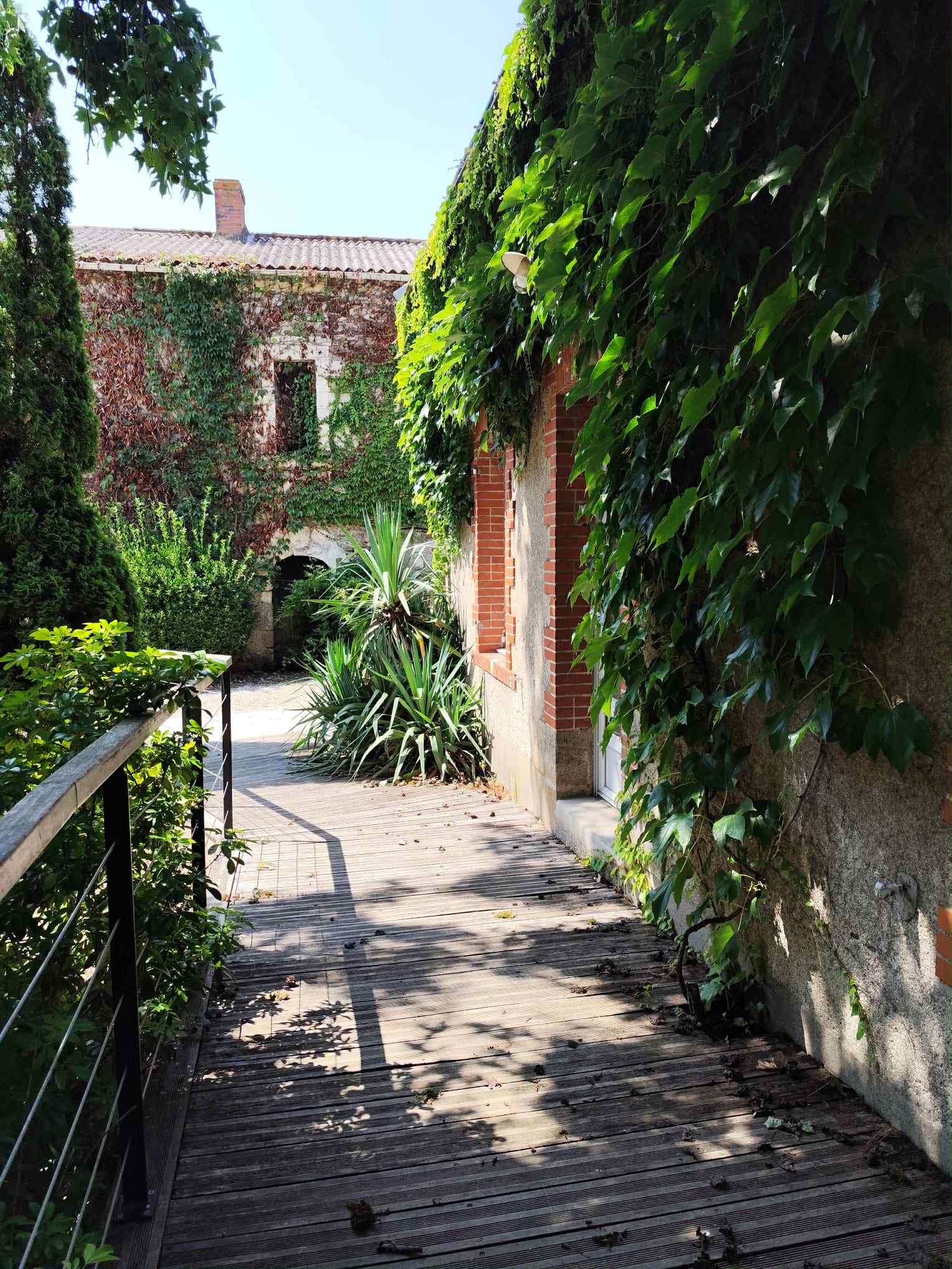 Home Hero Thumbnail Image