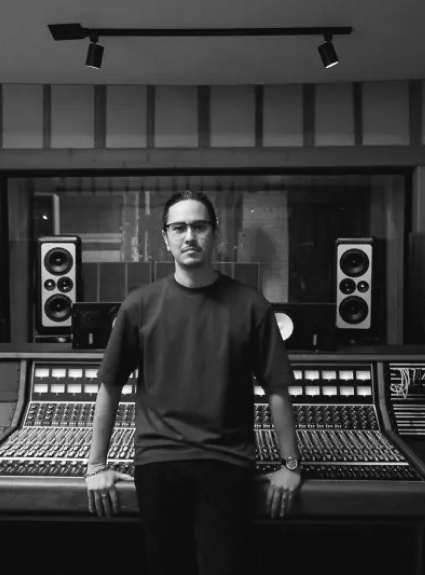 David Nakaji on IHNY-2 by Baby Audio