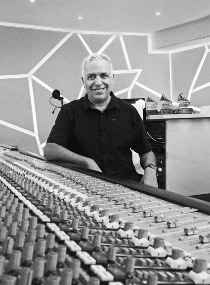 Cesar Sogbe on Smooth Operator Pro