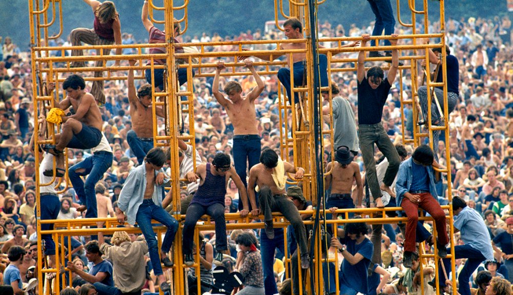 Entertainment Media - Woodstock Photo