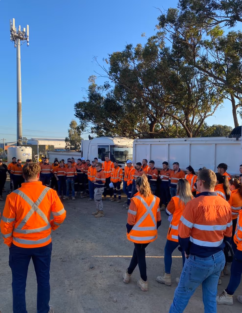 strong communities build stronger projects