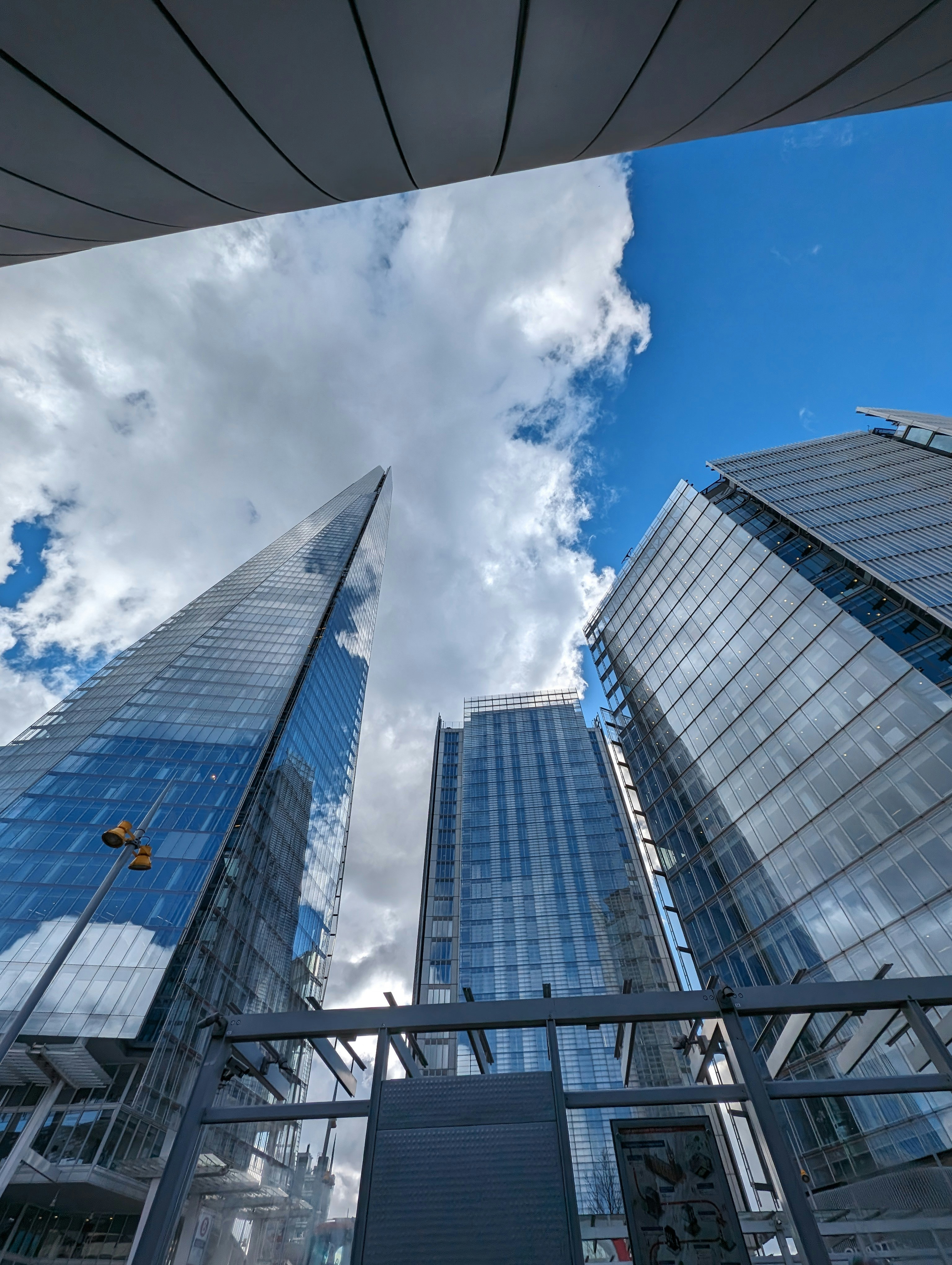 Negotiation Tactics for Commercial Managers: Securing Better Deals